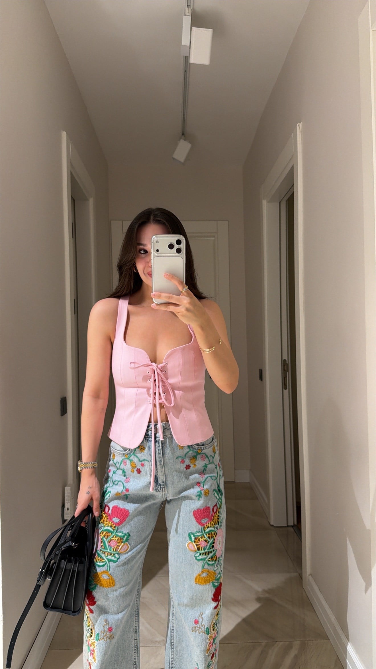 Pembe Kare Yaka Ön Bağlamalı Bluz 