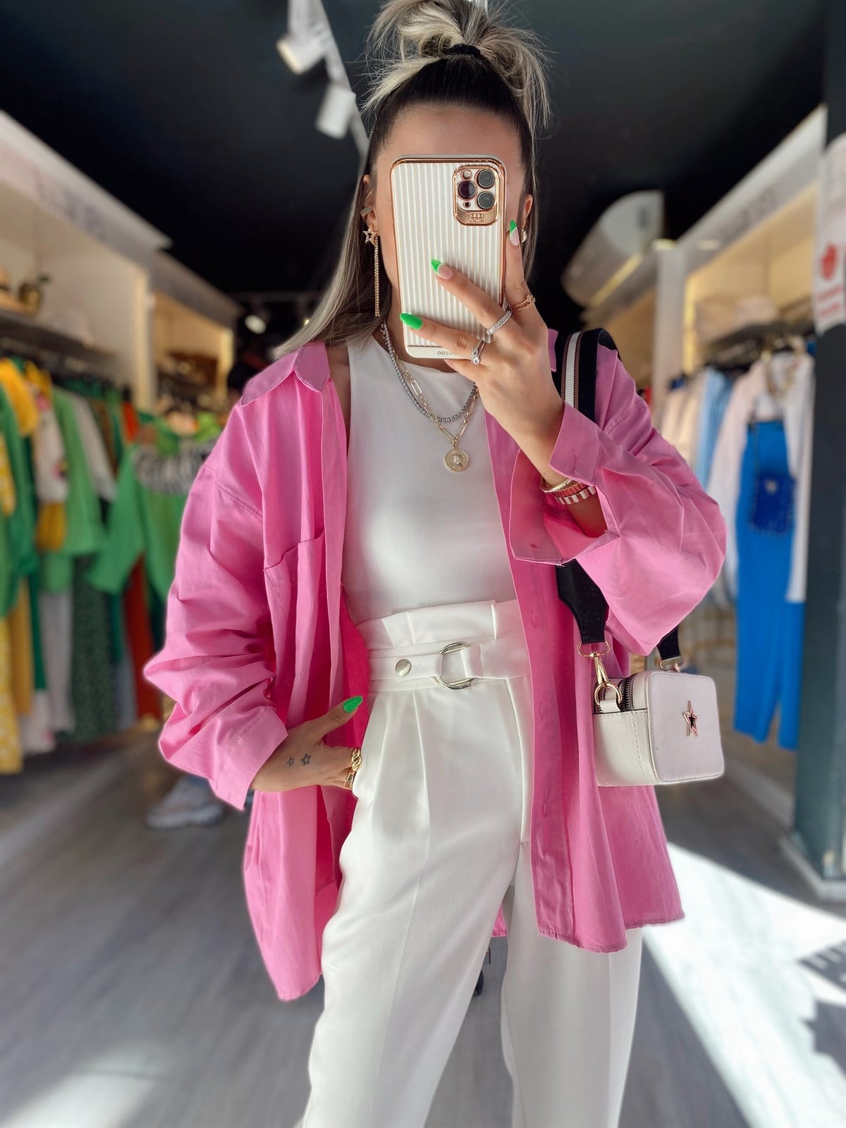 Pembe Poplin Kumaş Düşük Omuzlu Oversize Gömlek
