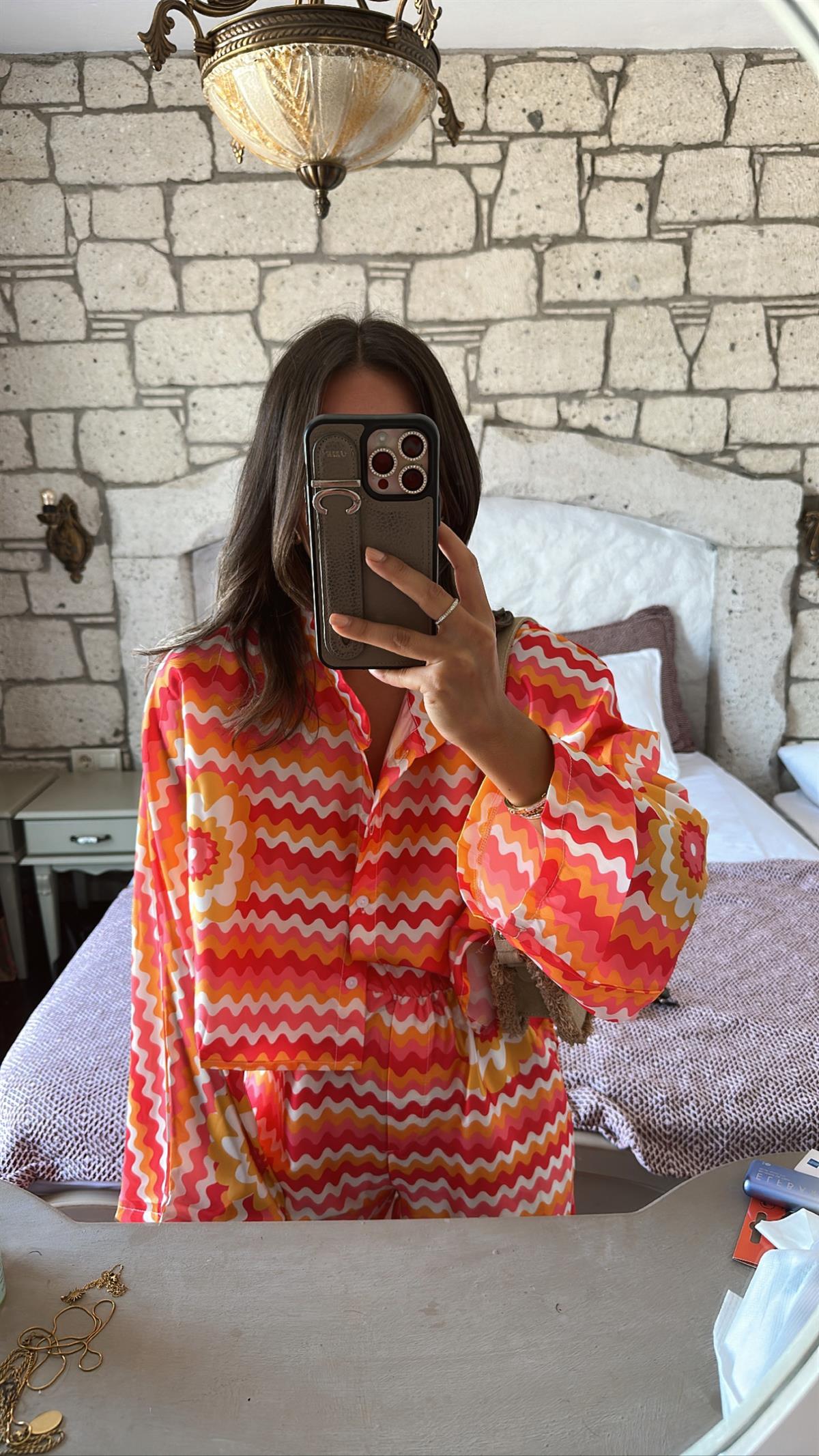 Pembe Renk Dalgalı Saten Crop Takım 