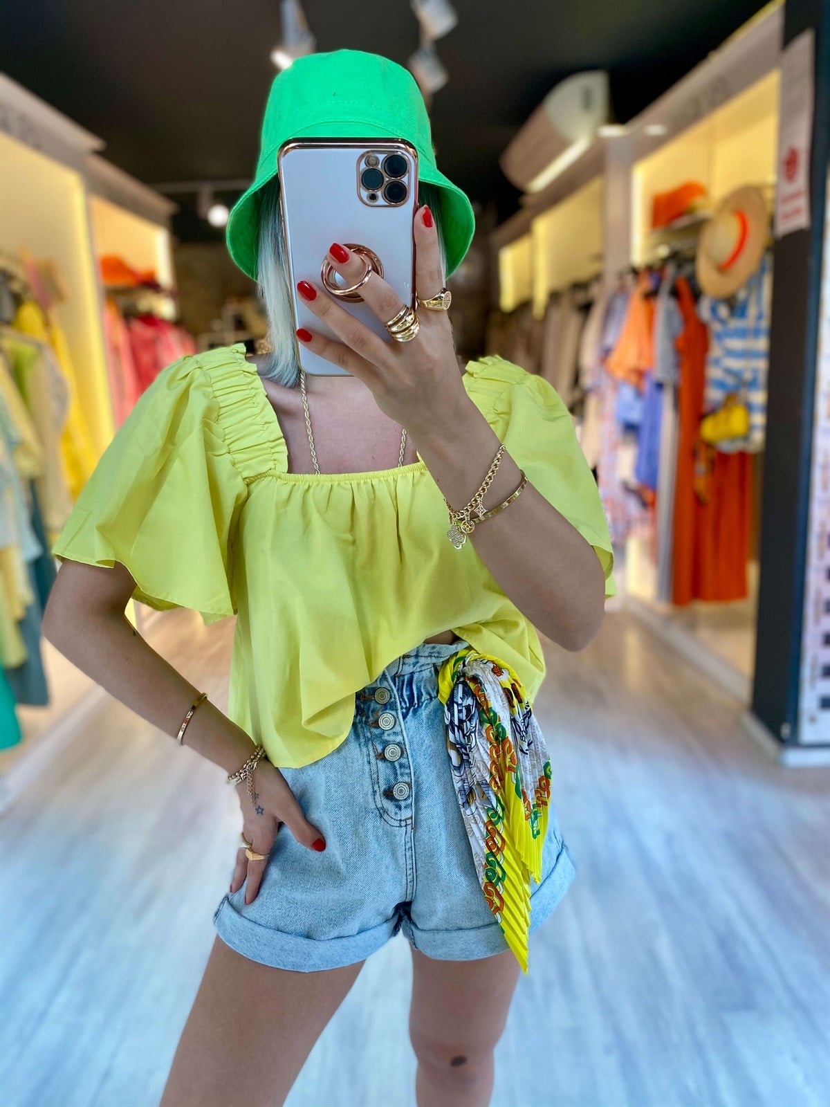 Sarı Omuz Lastikli Poplin Bluz 