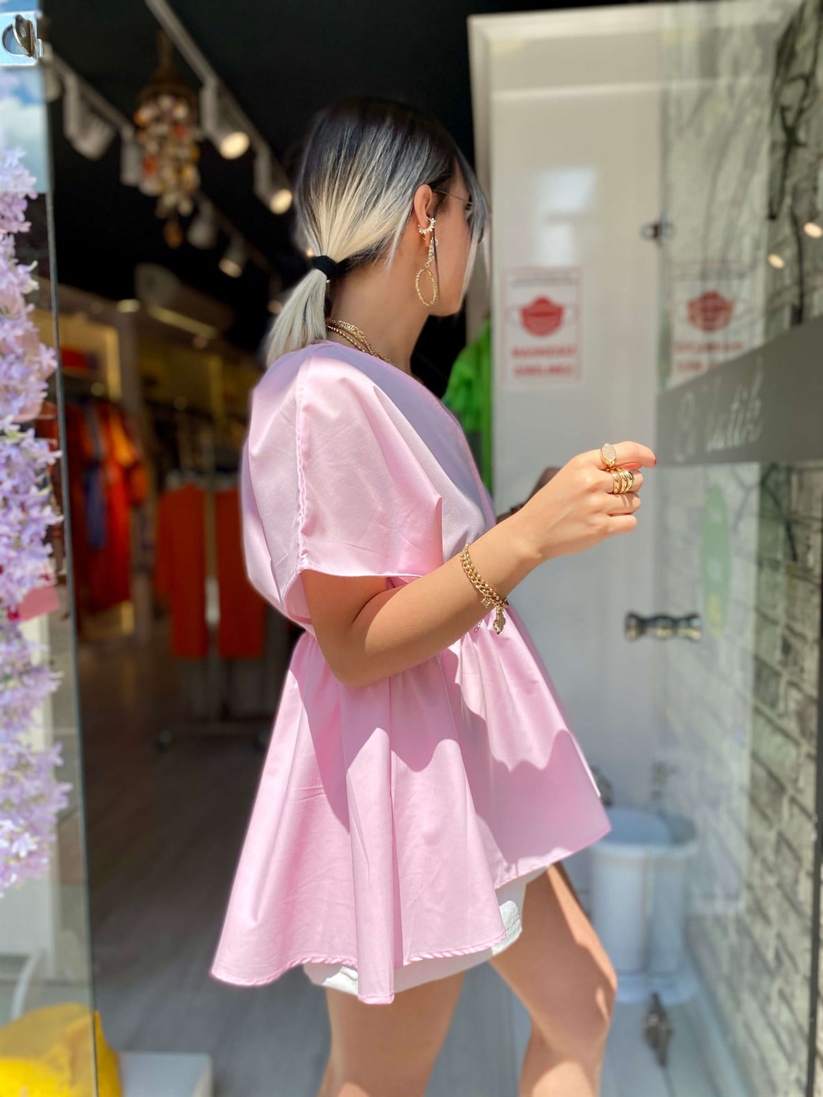 Şeker Pembe Beli Büzgülü V Yaka Bluz