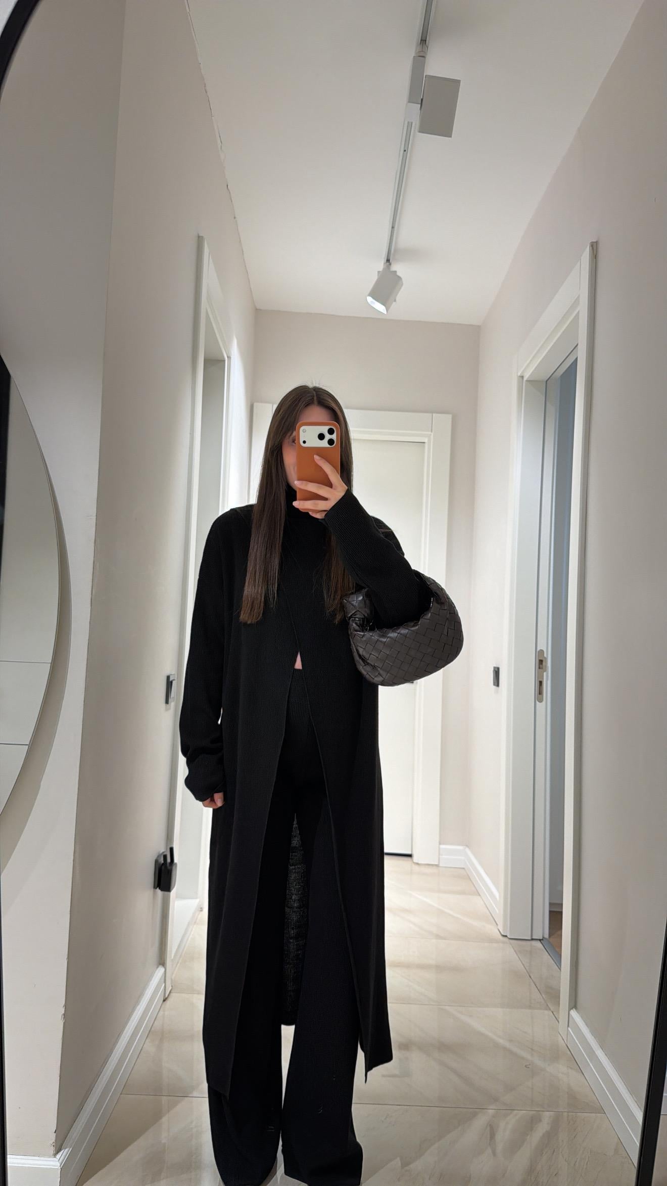 Siyah Balıkçı Yaka Çapraz Triko Pantolon Takım