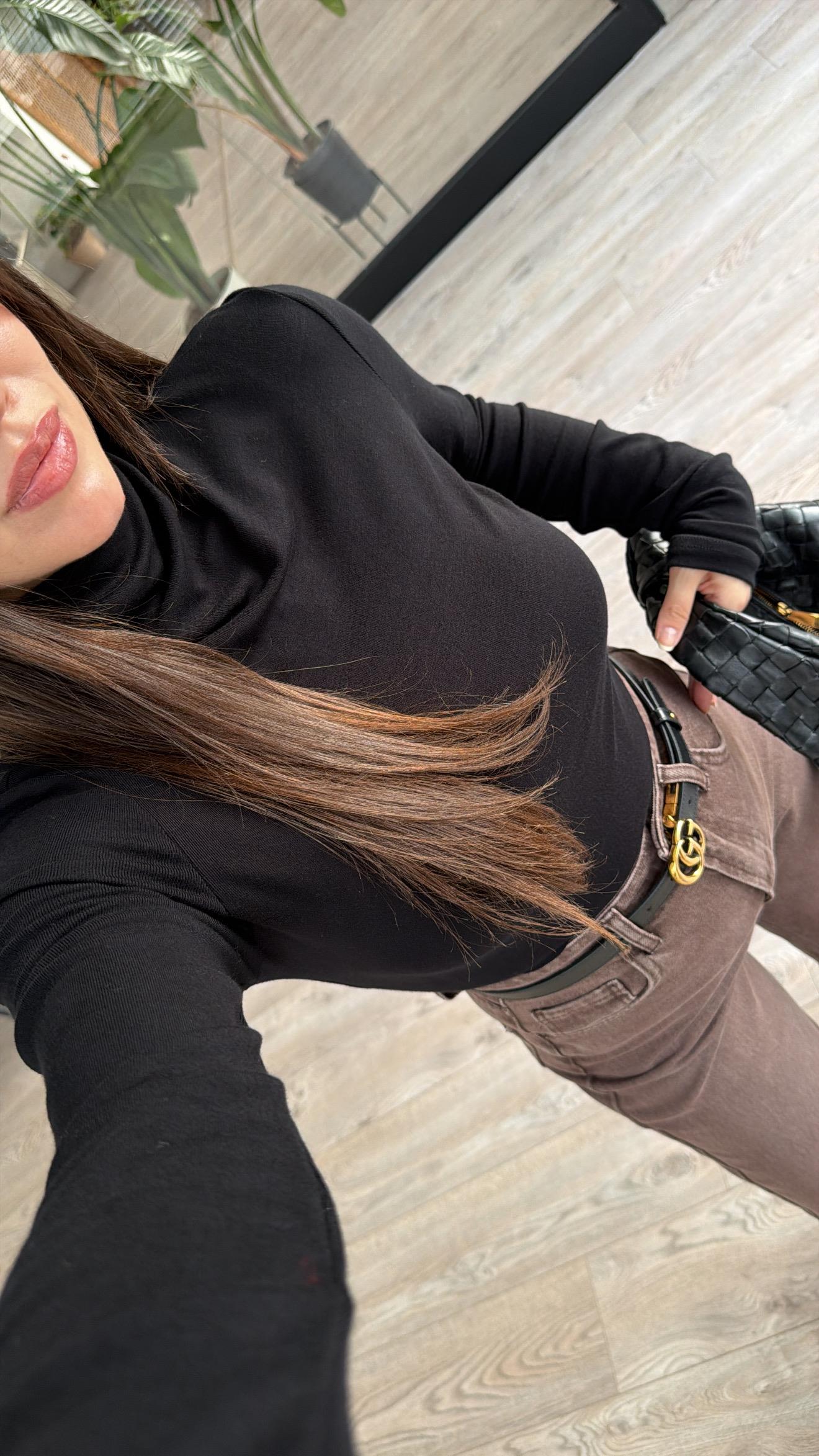 Siyah Balıkçı Yaka Marka Model Buzy