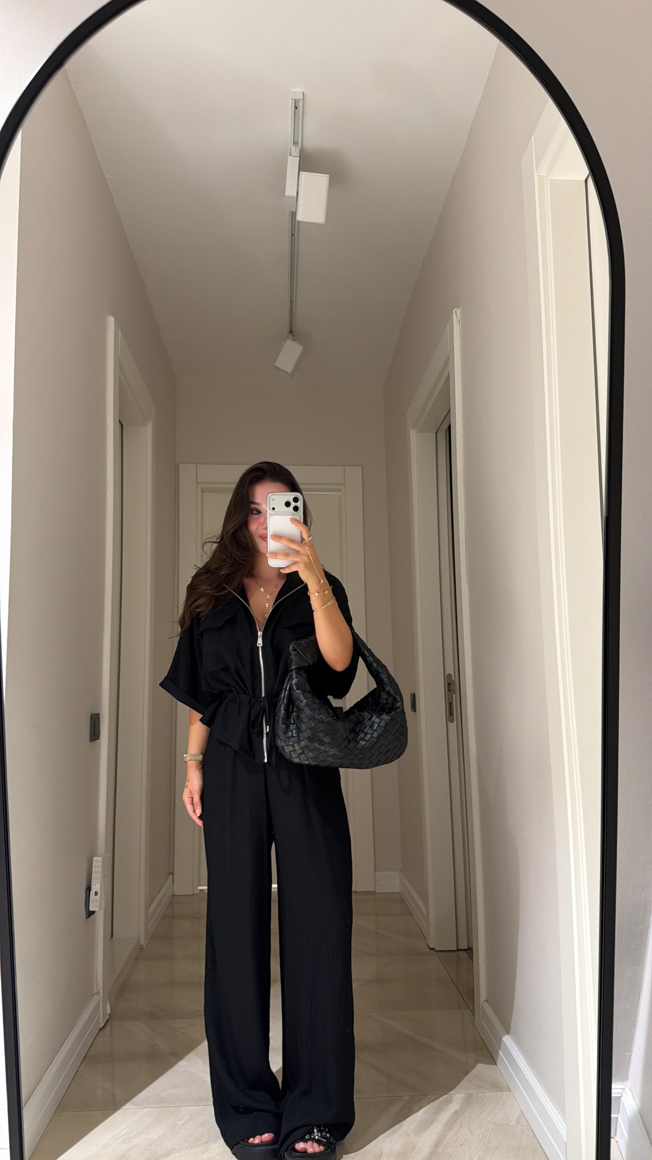 Siyah Bel Büzgülü Fermuarlı Ceket Takım
