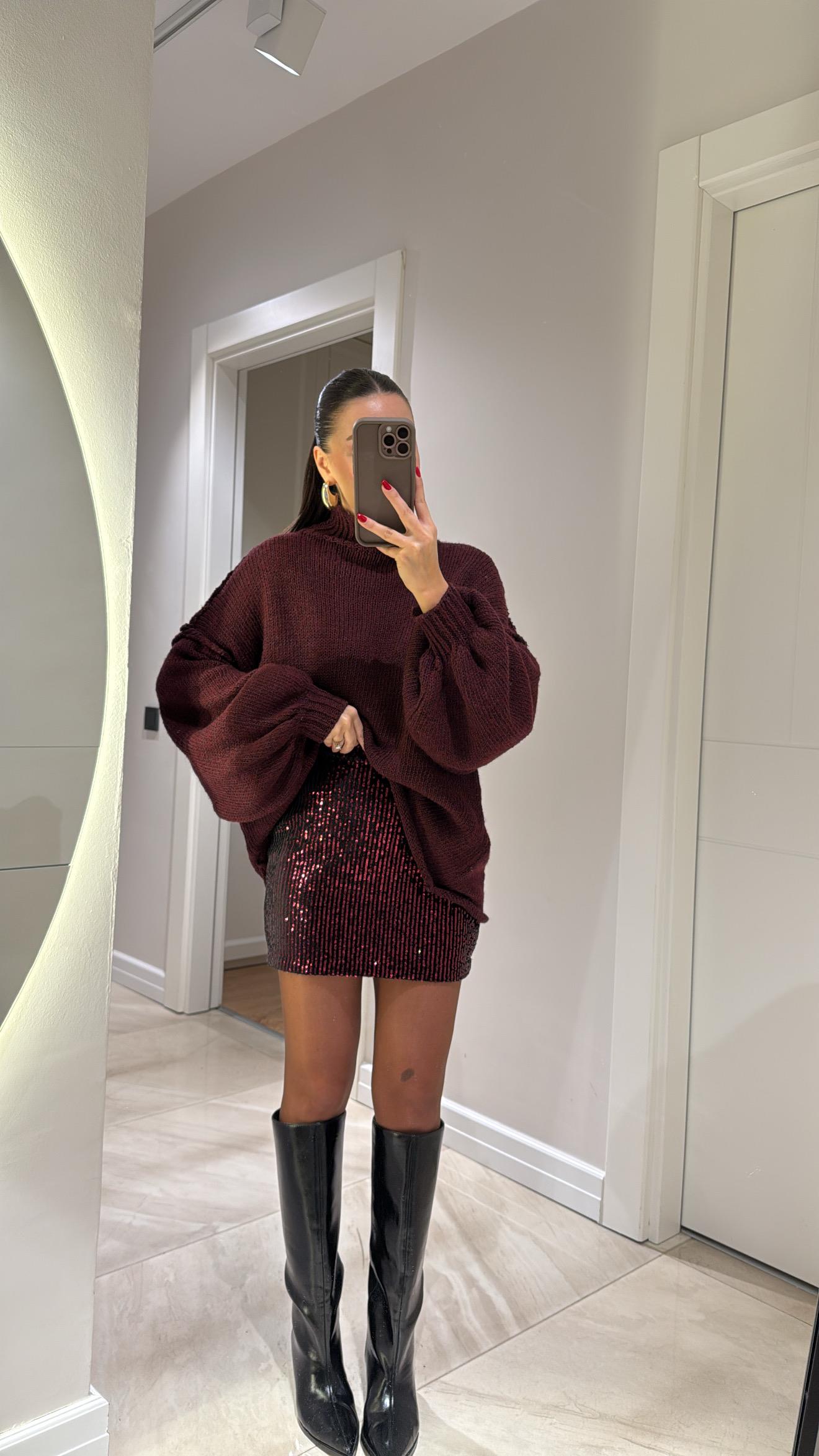 Siyah Bordo Pul Detaylı Mini Etek
