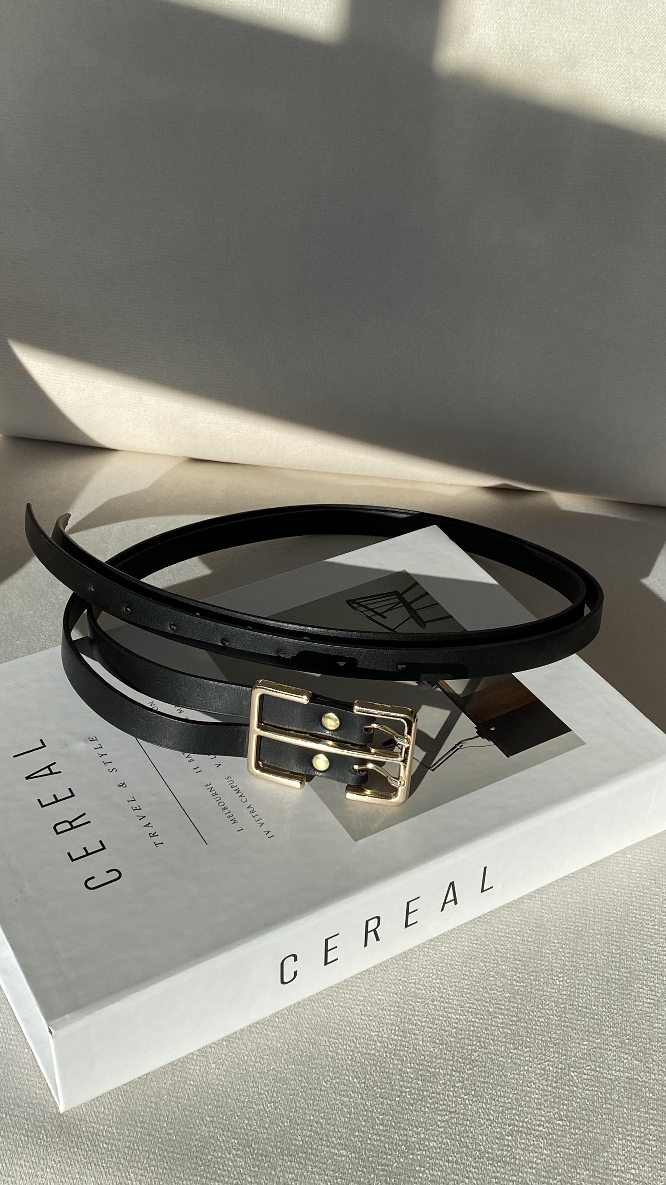 Siyah Gold Çift Tokalı Çift Şeritli Kemer