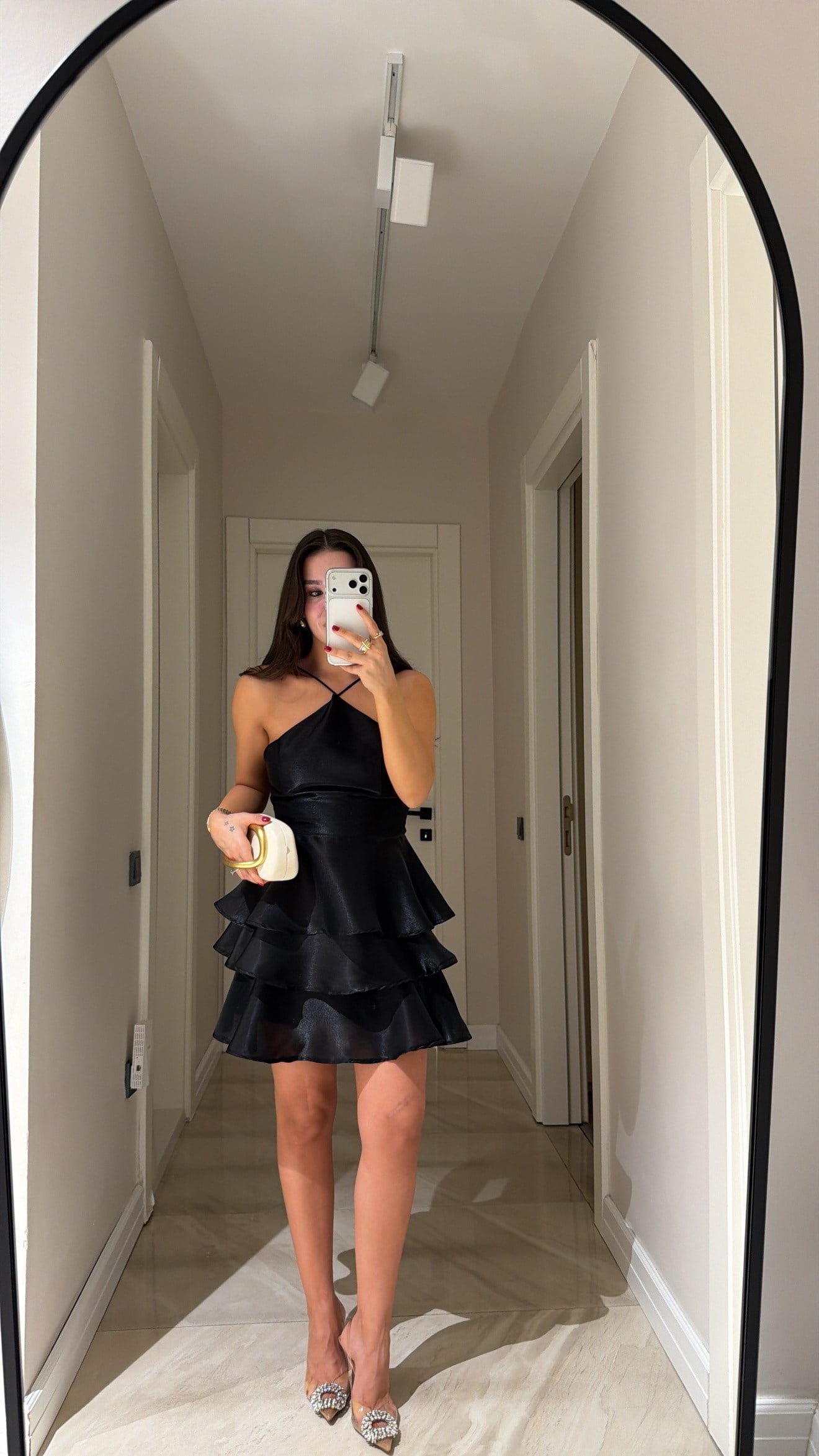 Siyah İnce Askılı Volanlı Mini Elbise
