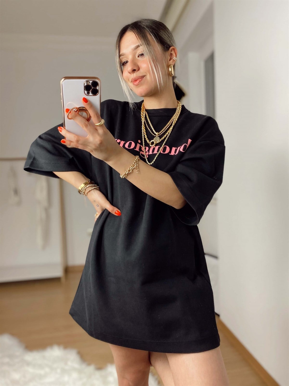 Siyah Pembe Yazılı Tisort