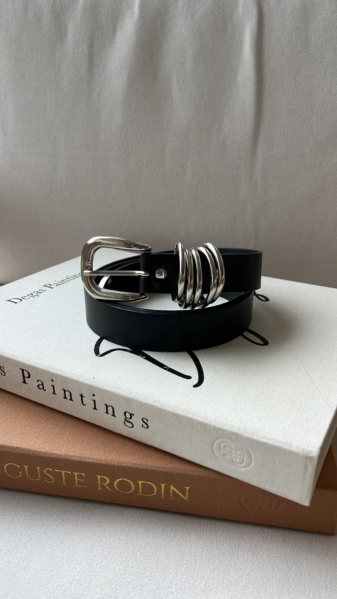 Siyah Silver Tokalı Çoklu Halka Detaylı Kemer