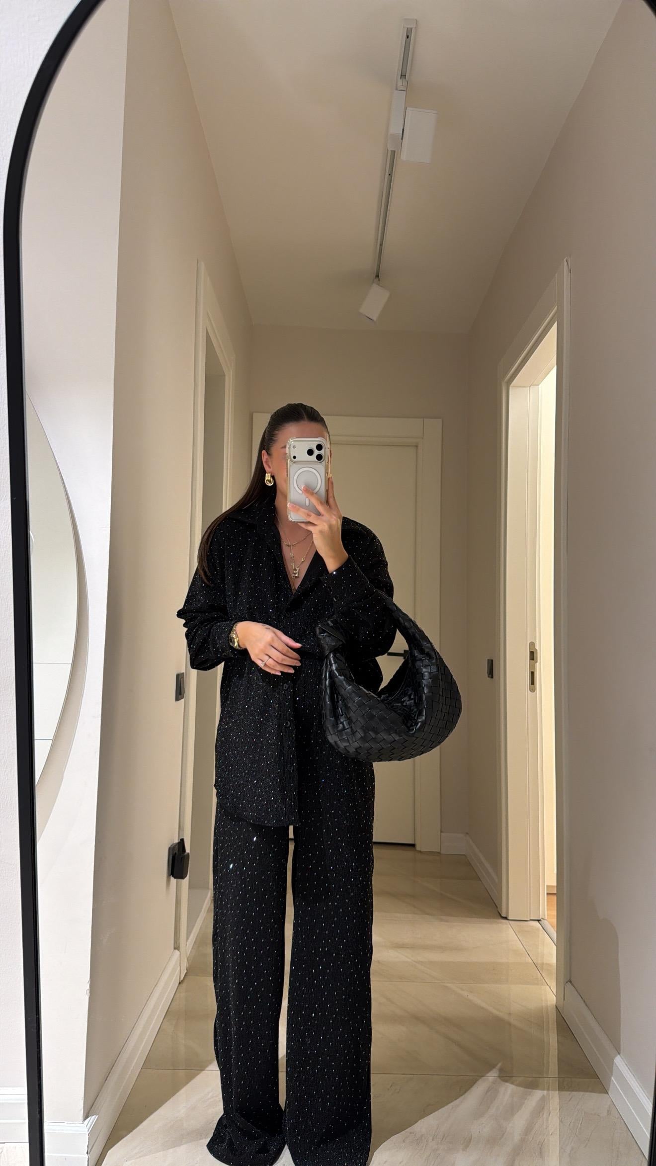 Siyah Taşlı Gömlek Pantolon Takım