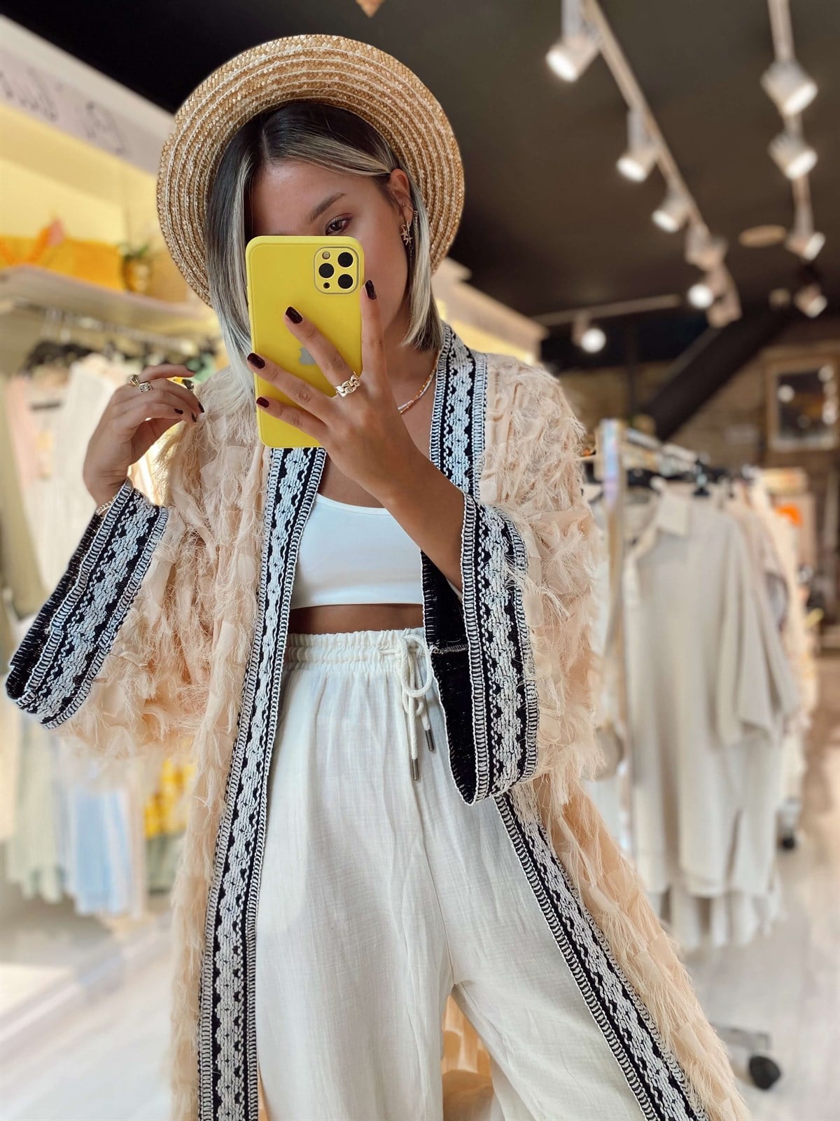 Somon Rengi İp Saçaklı İşlemeli Kimono