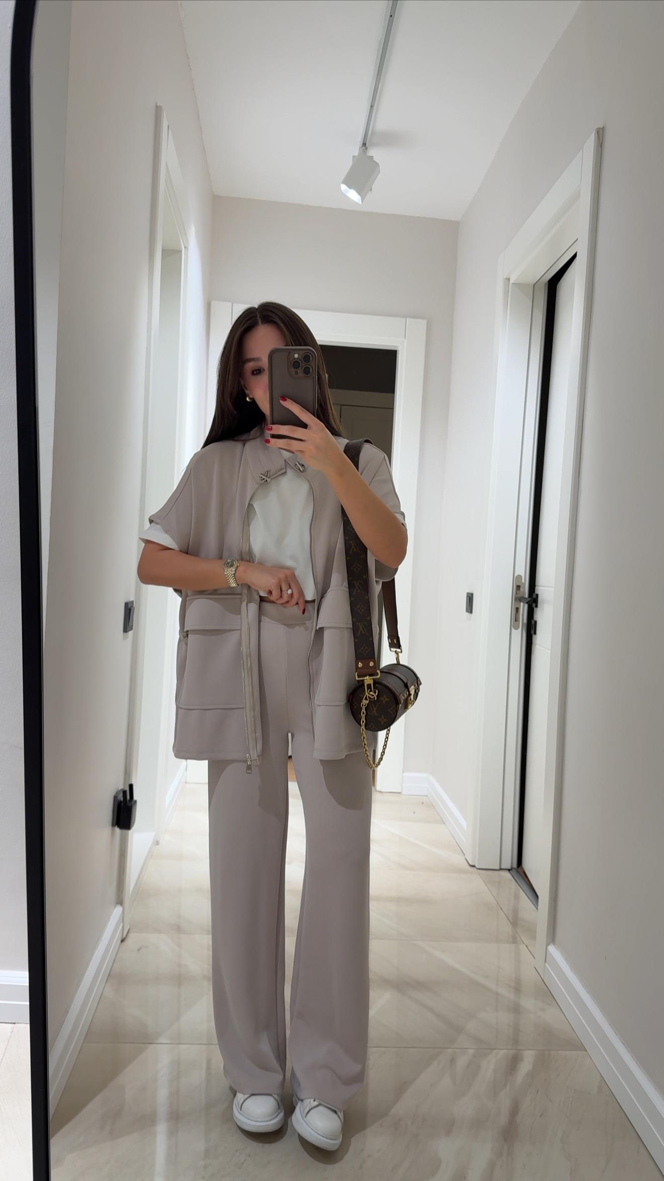 Taş Bel Lastik Detaylı Yelekli Modal Takım