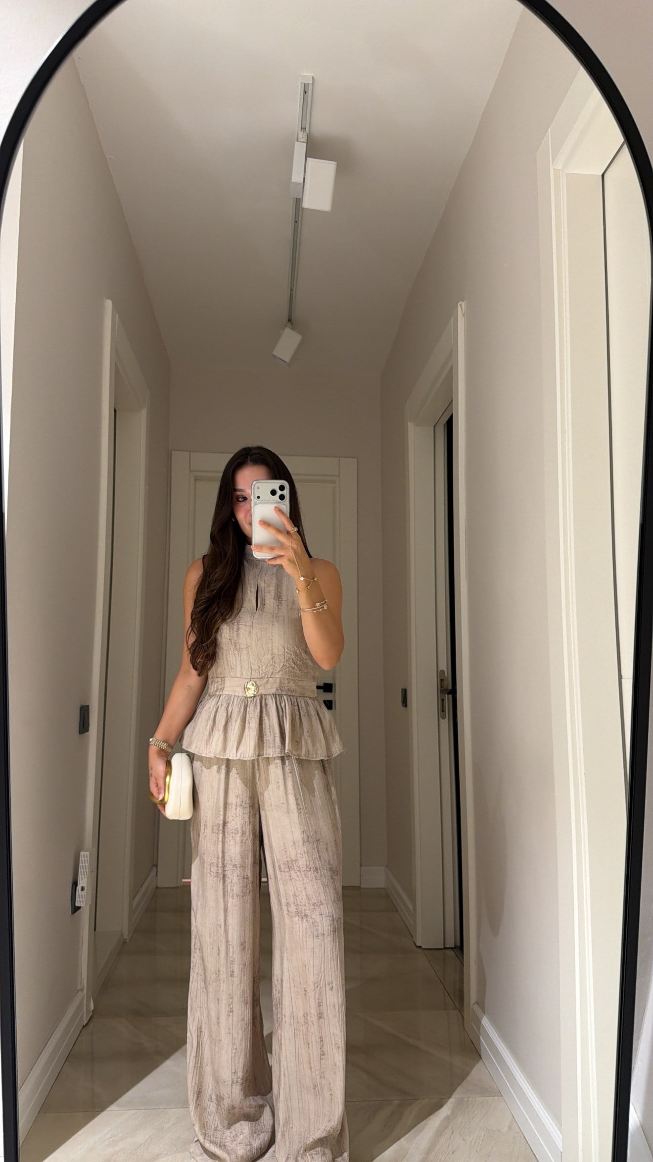 Taş Gold Düğme Detaylı Yelek Pantolon Takım