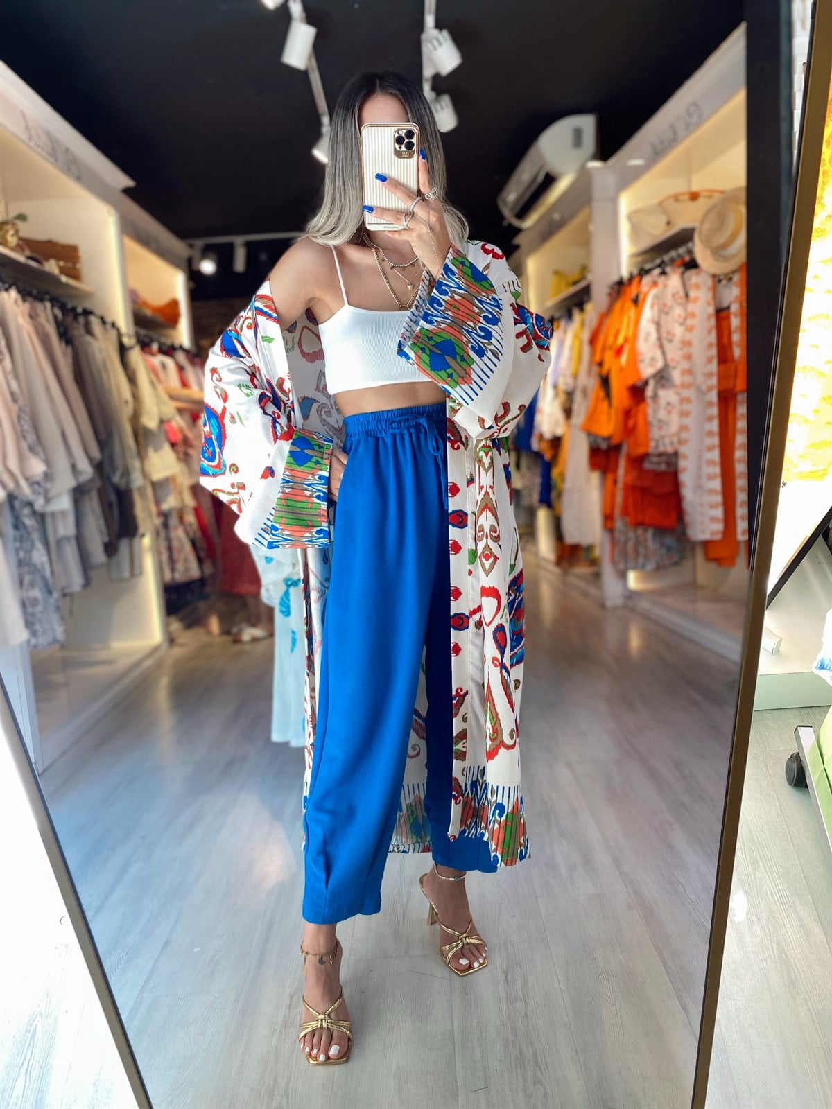 Taş Renk Mavi Desenli Kuşaklı Kimono 