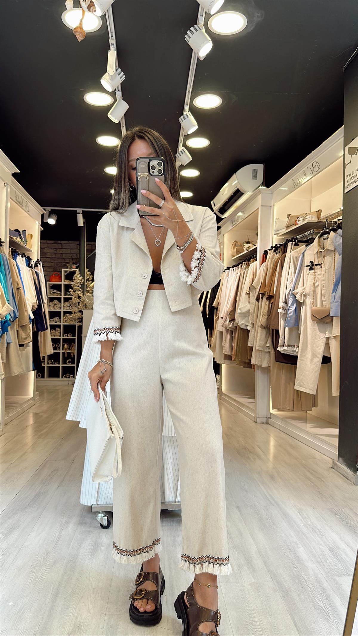Taş Renk Püsküllü Crop Gömlek Takım 