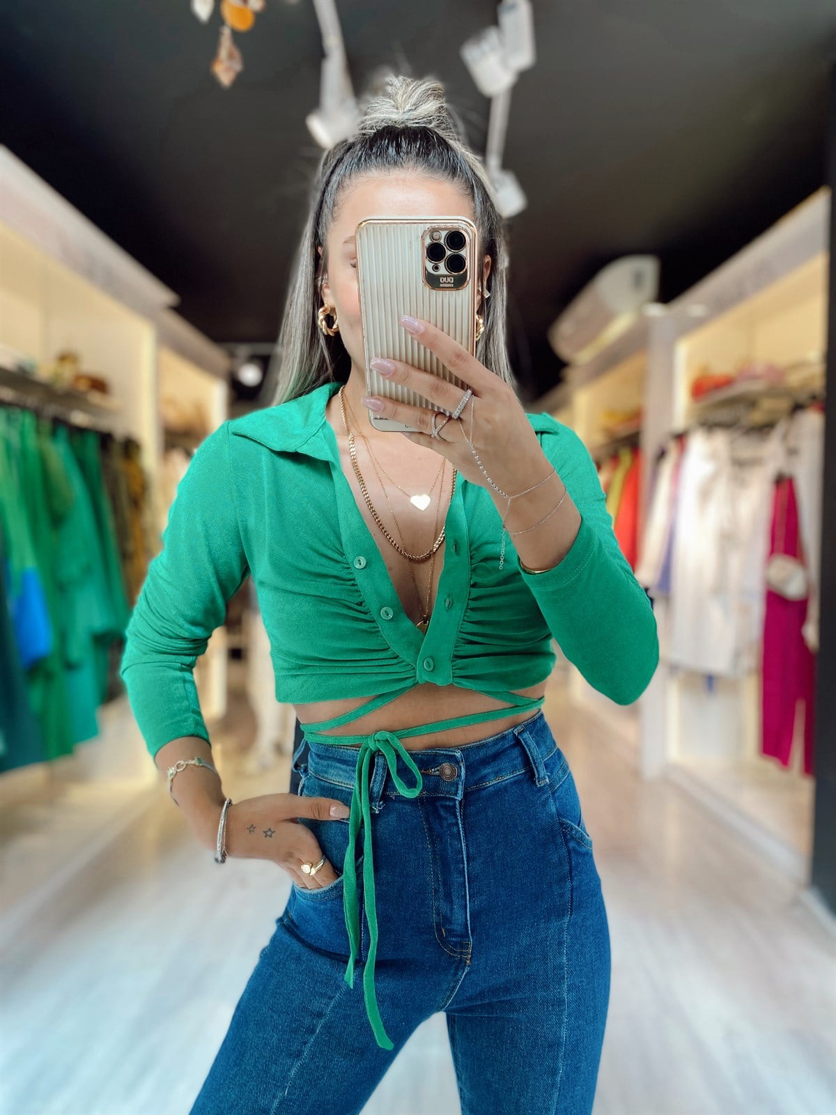 Yeşil Ön Büzgü Detaylı Bluz