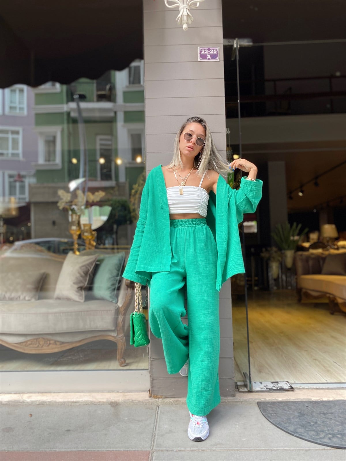 Yeşil Renk Müslin Kumaş Kemerli Kimono Takım
