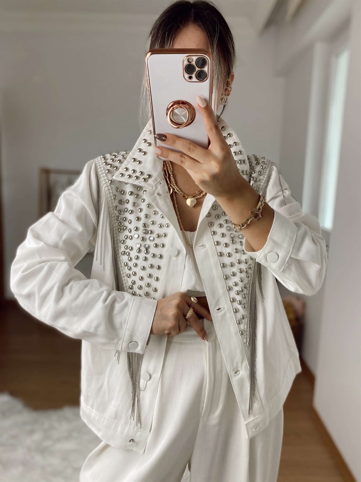 Zincir Detaylı Zımbalı Ceket