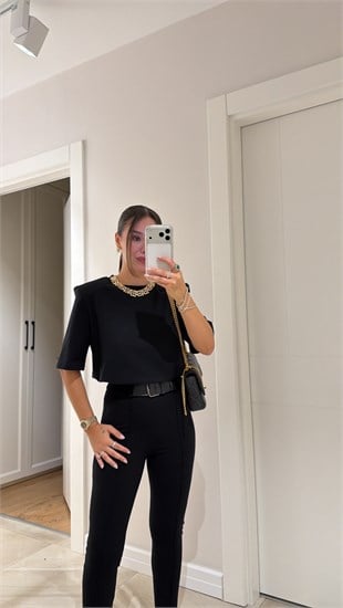 Siyah Vatkalı Marka Model Basic Tişört