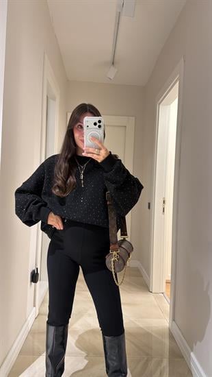 Siyah Bisiklet Yaka Taşlı Sweatshirt