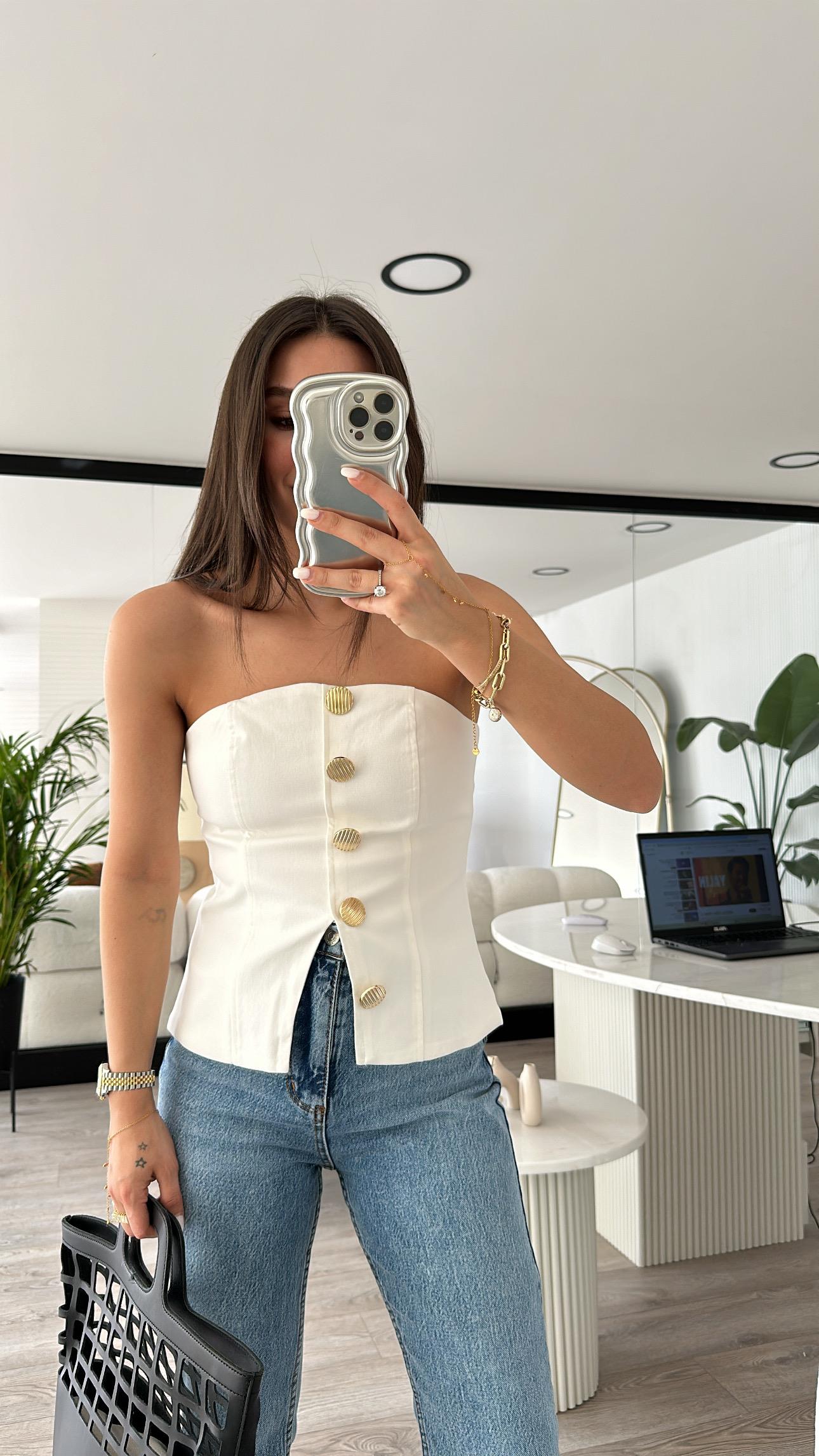  Ekru Gold Düğme Detaylı Straplez Bluz