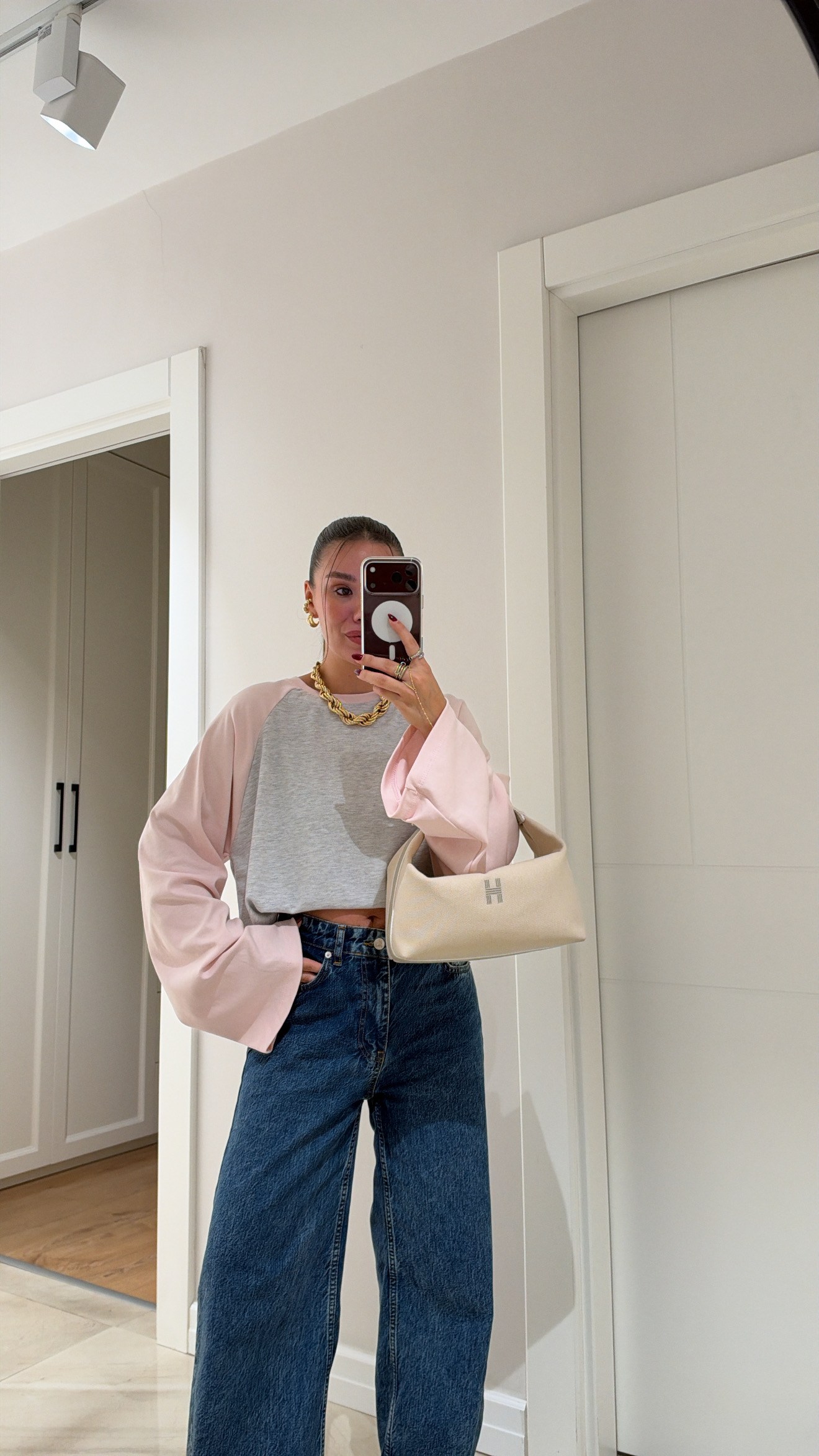 Gri Pembe Geniş Kol Detaylı Bluz