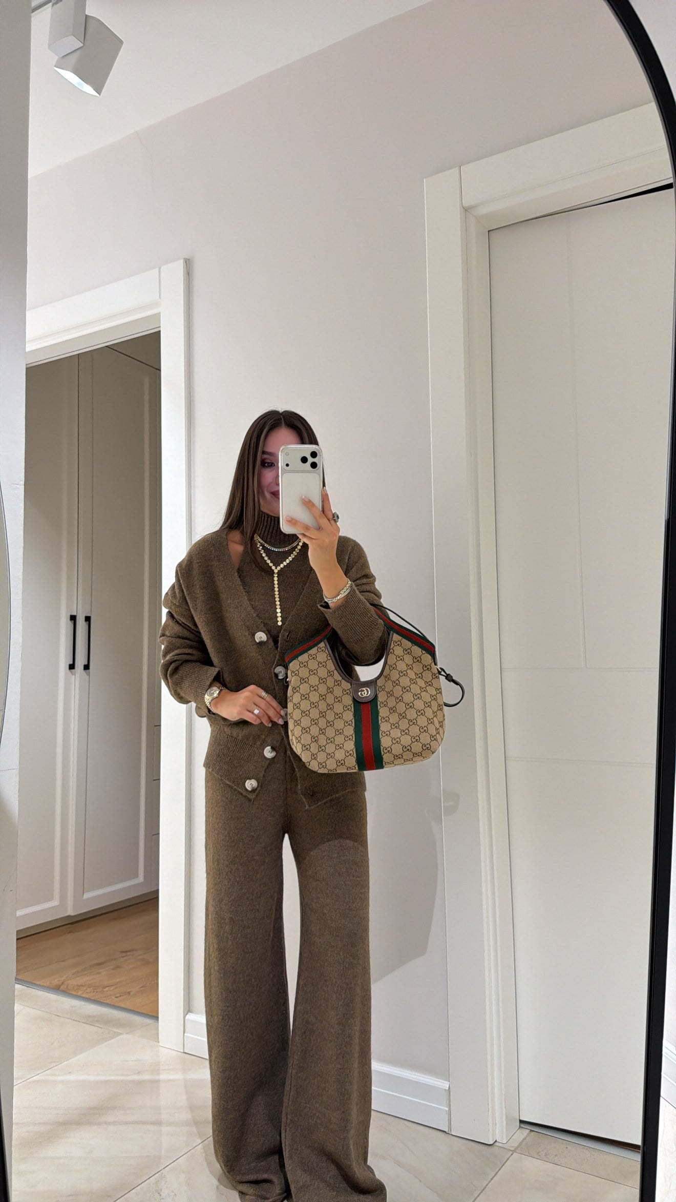 Kahve Düğme Detaylı Üçlü Triko Takım
