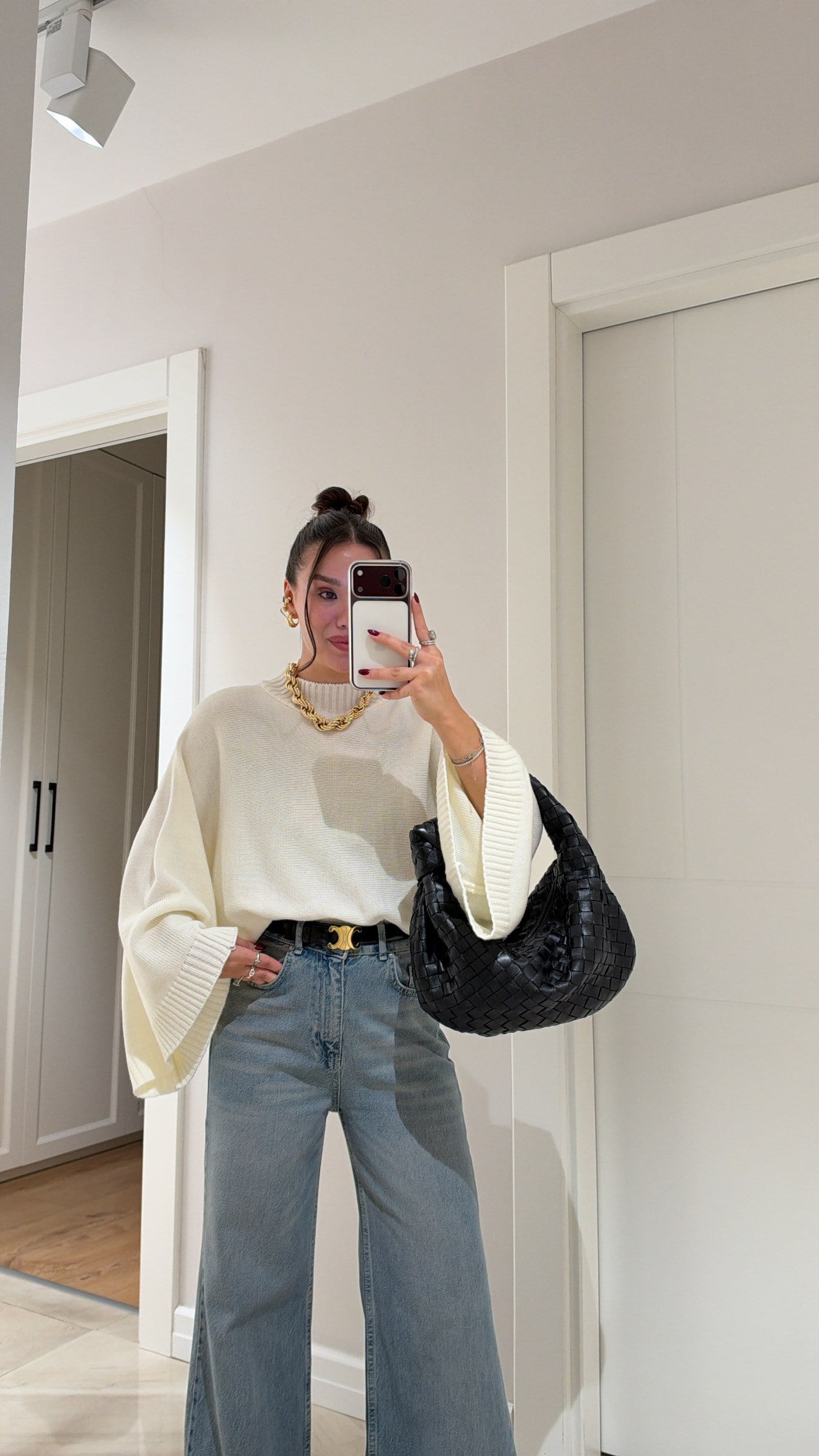 Ekru Yarasa Kol Marka Model Crop Kazak 