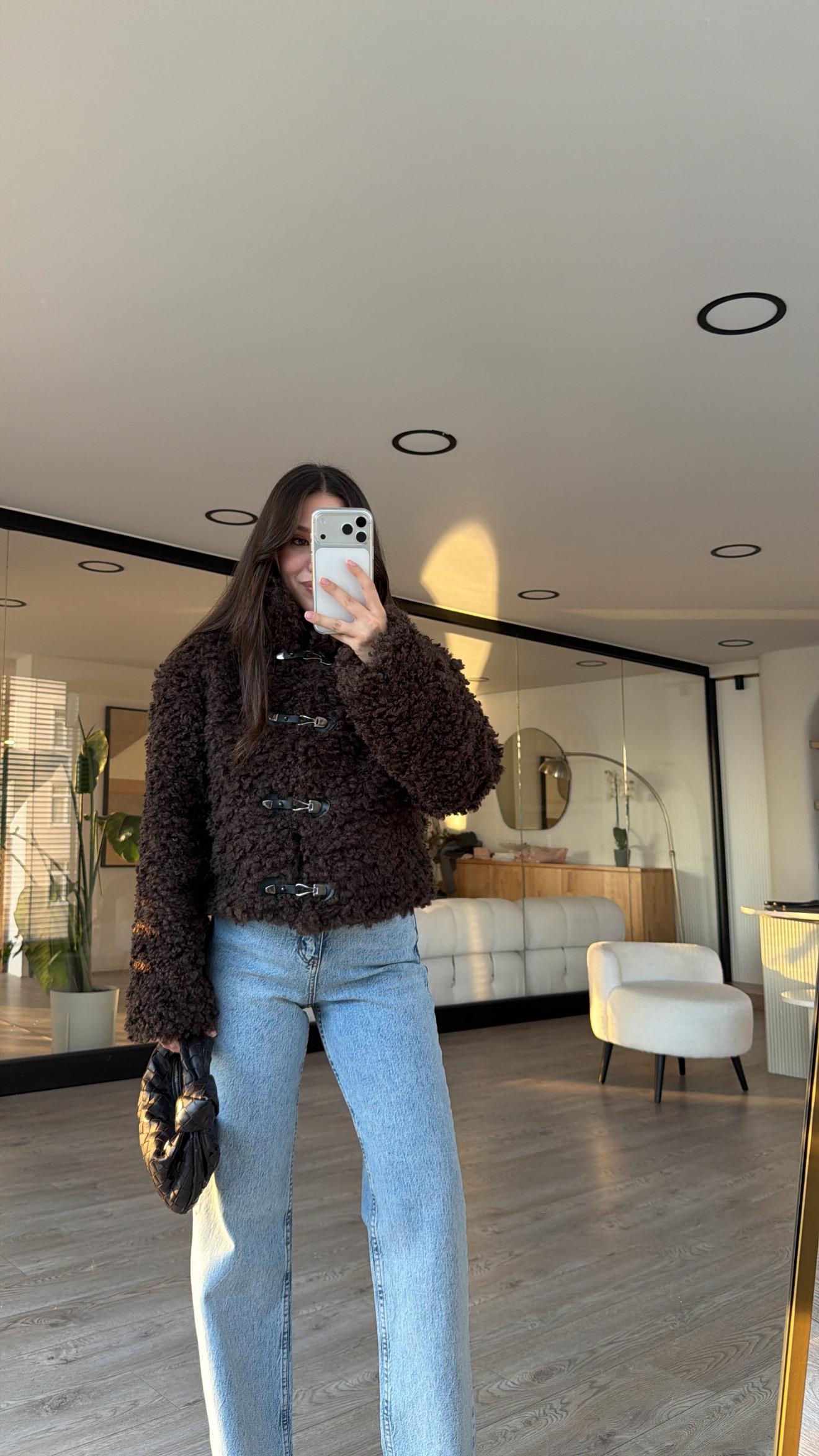 Acı Kahve Kanca Detaylı Peluş Mont