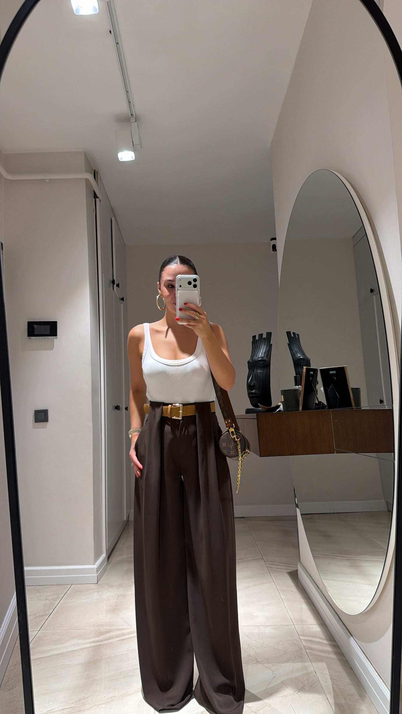 Acı Kahve Köprü Detaylı Kemerli Pantolon