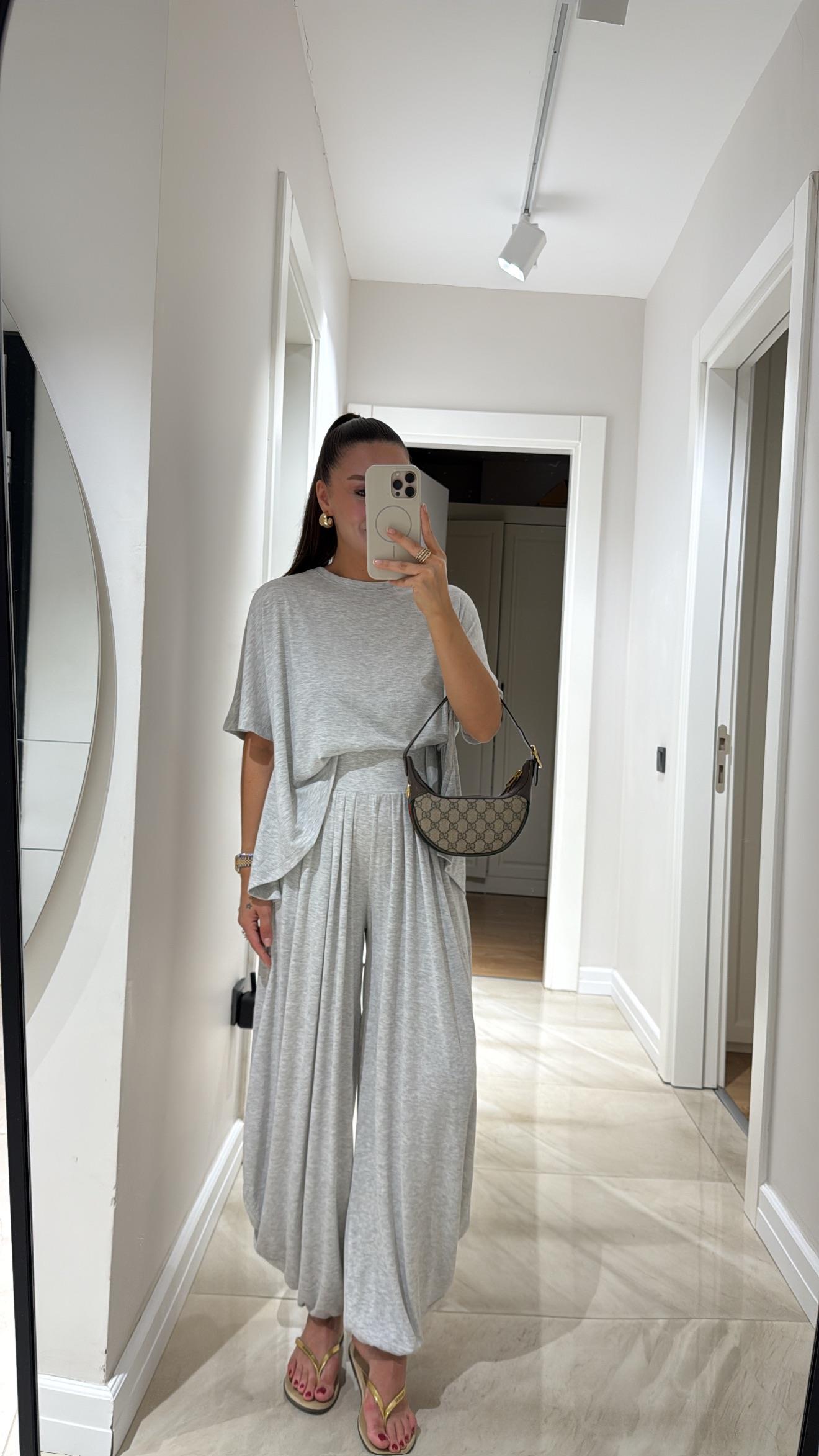 Açık Gri Bisiklet Yaka Şalvar Pantolon Takım 