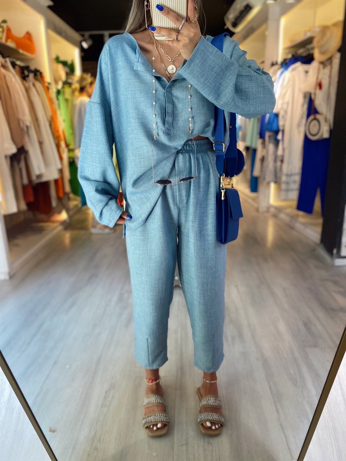 Açık Mavi Hakim Yaka Paça Pileli Takım 