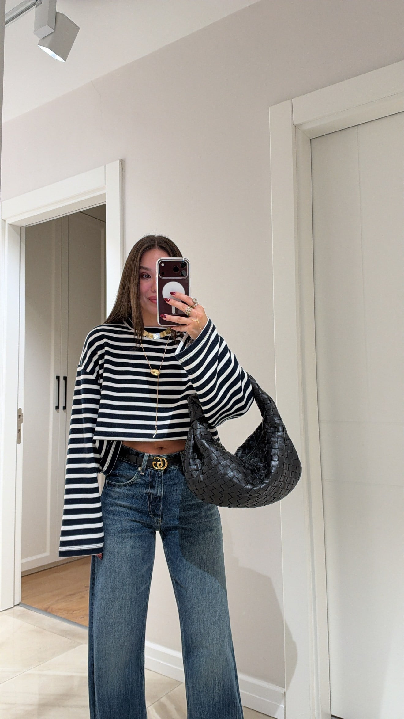 Lacivert Ekru Çizgili Bisiklet Yaka Basic Sweatshirt