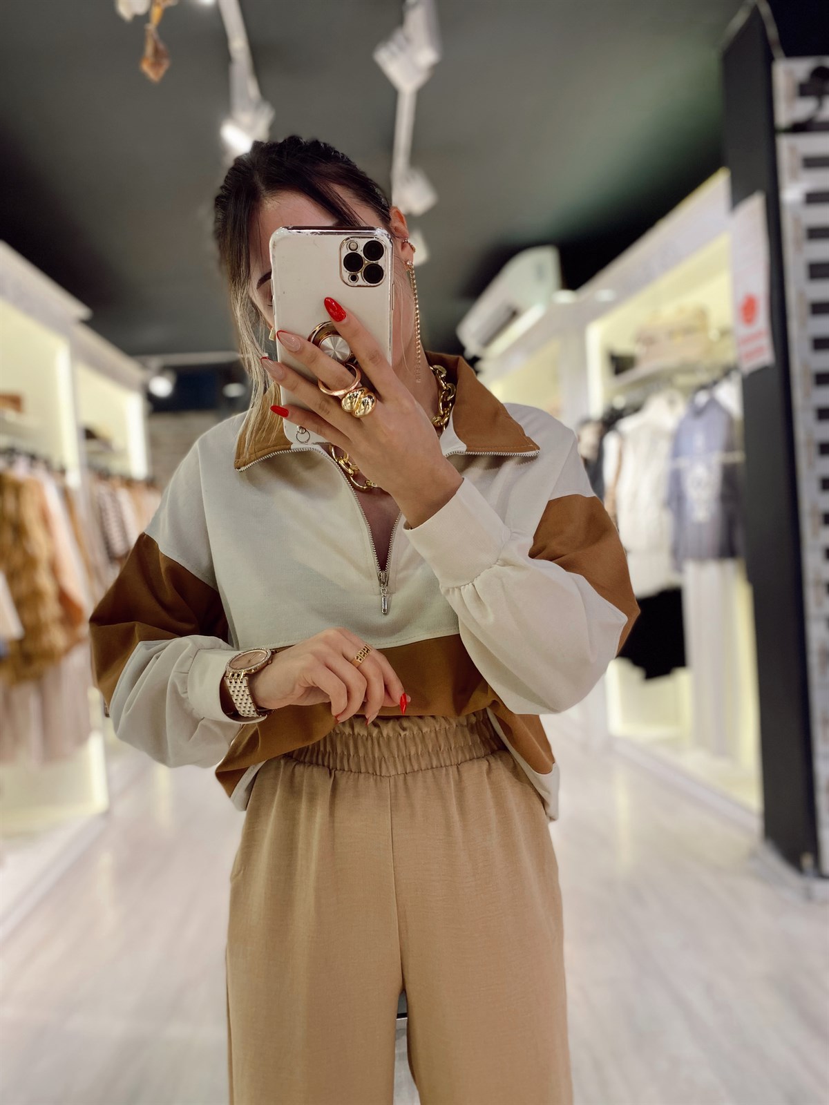 Bej Kahverengi Ön Fermuarlı Sweat 