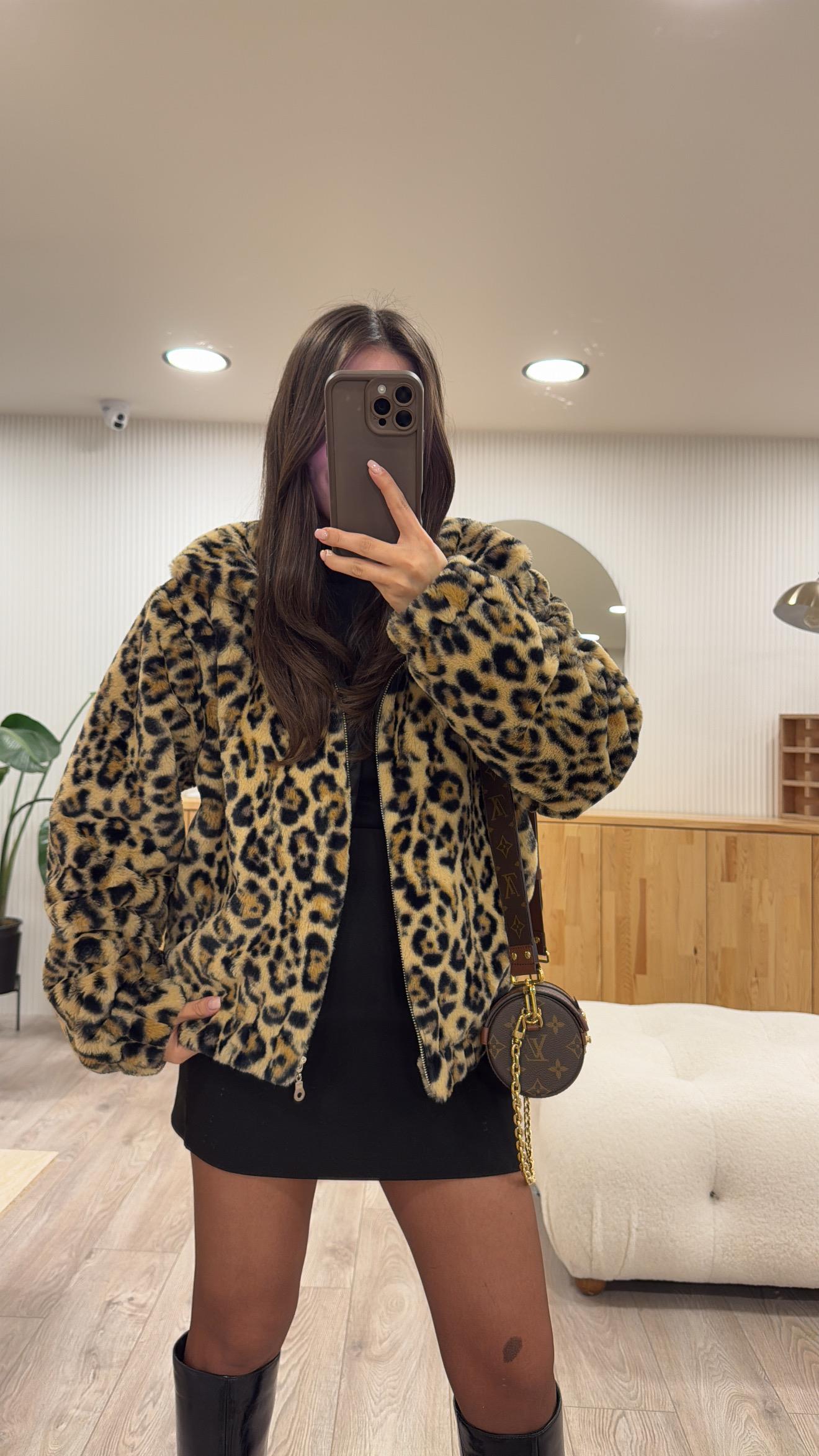 Bej Leopar Desen Fermuarlı Kürk 