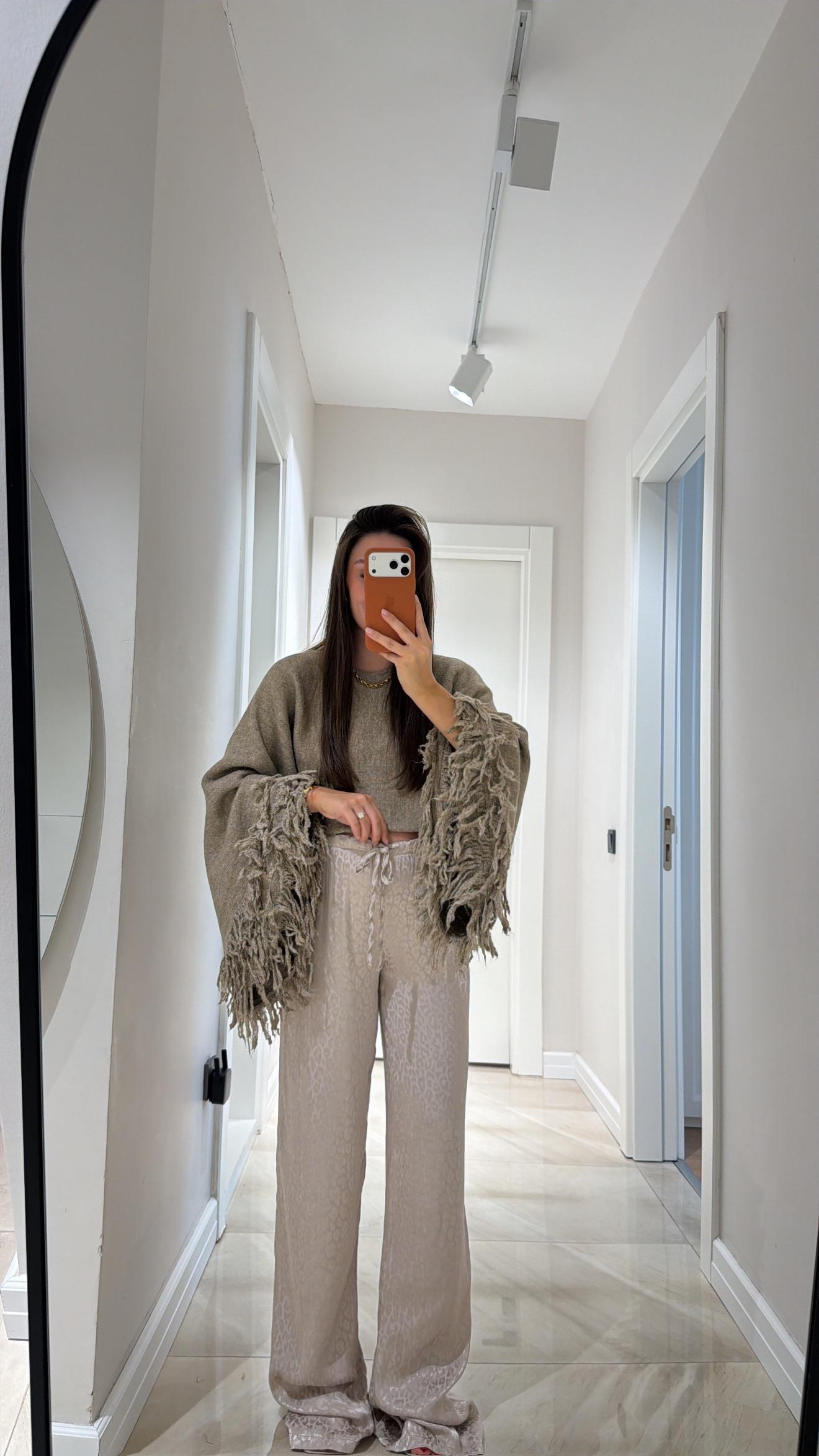 Bej Leopar Desenli Jakarlı Bol Paça Pantolon