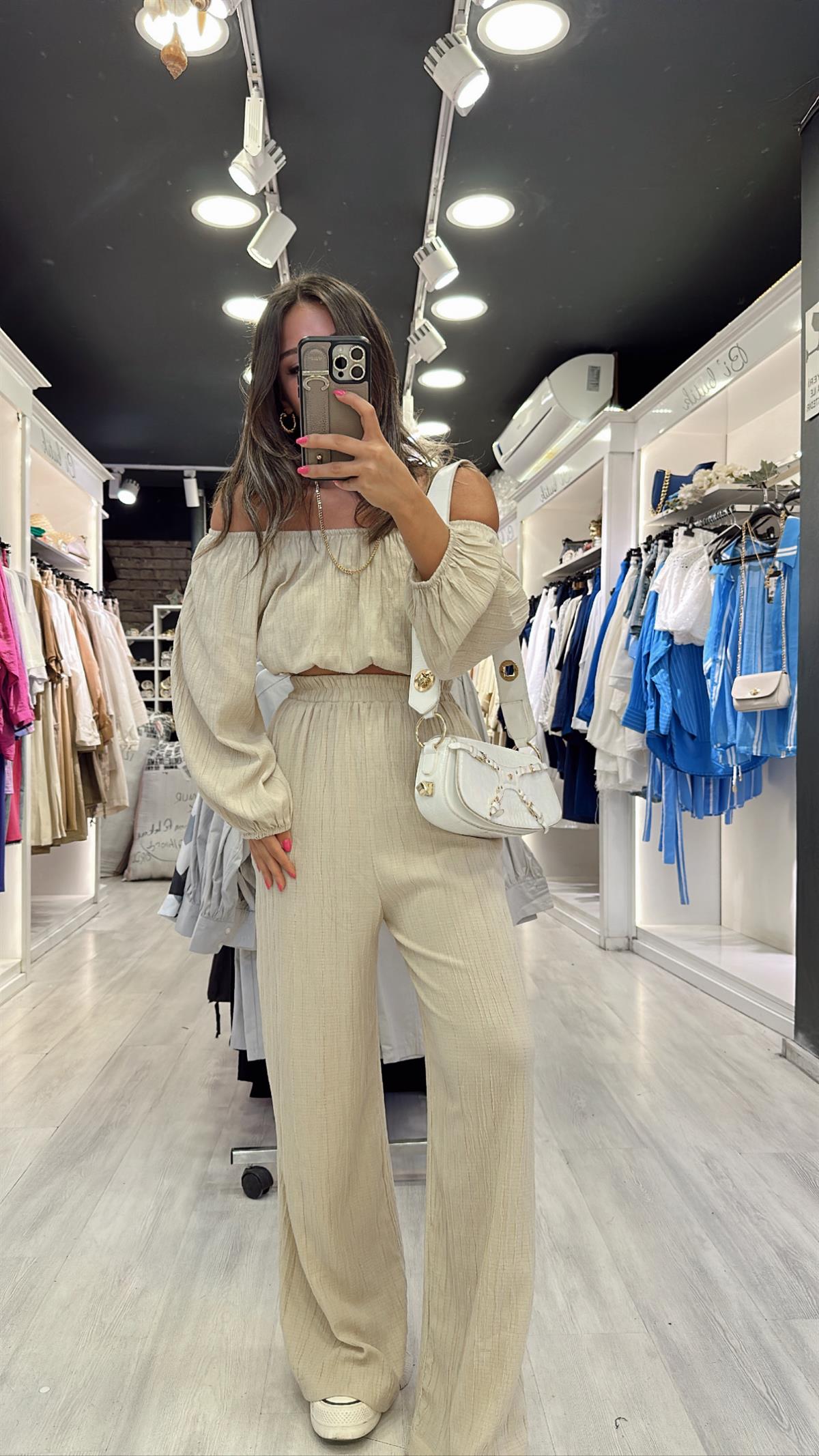 Bej Madonna Yaka Gofre Takım 