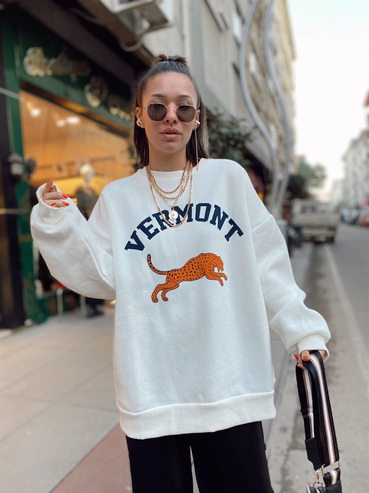 Beyaz Kaplan Desenli Oversize Sweat 