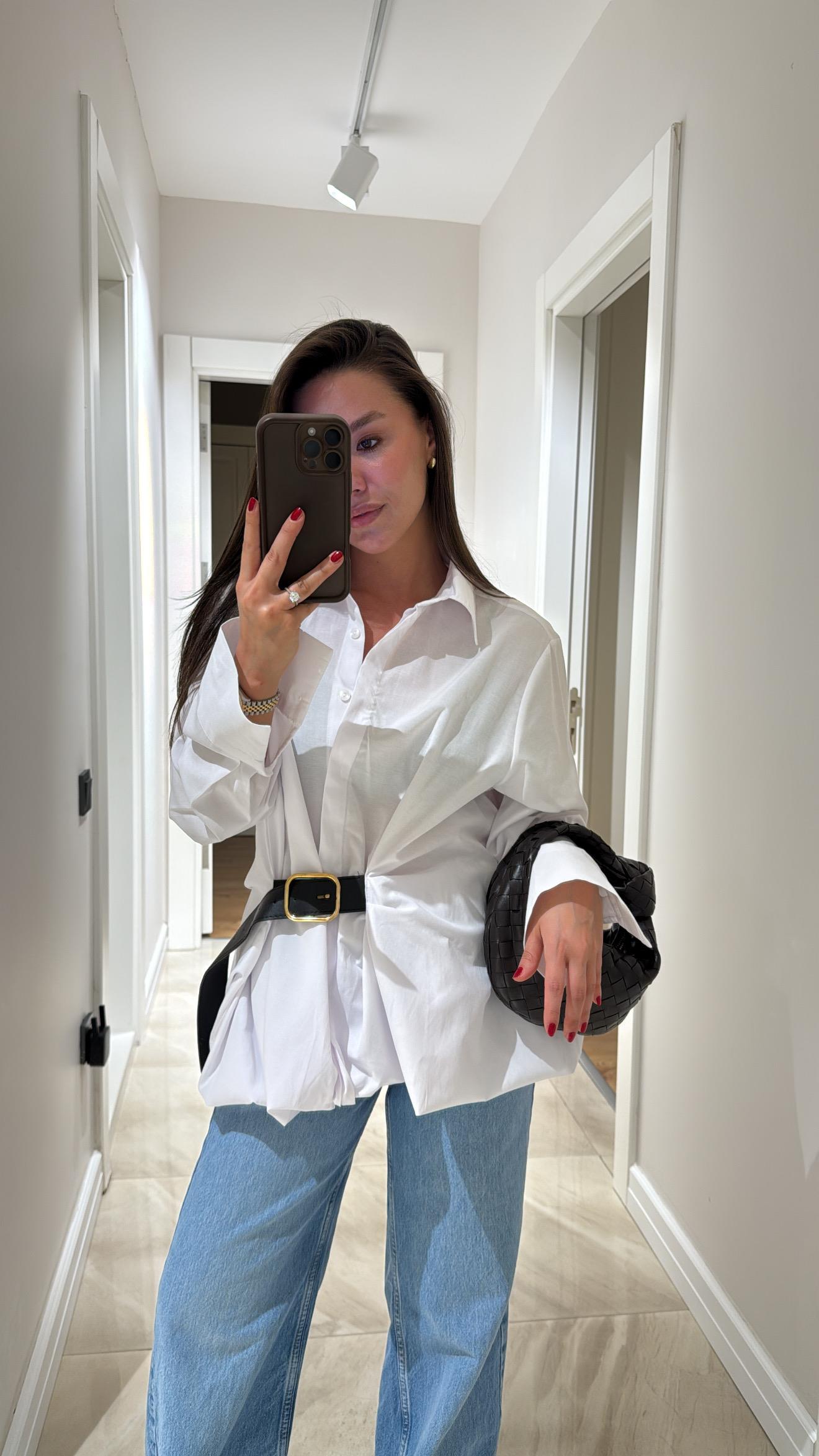 Beyaz Kendinden Kemerli Balon Gömlek 