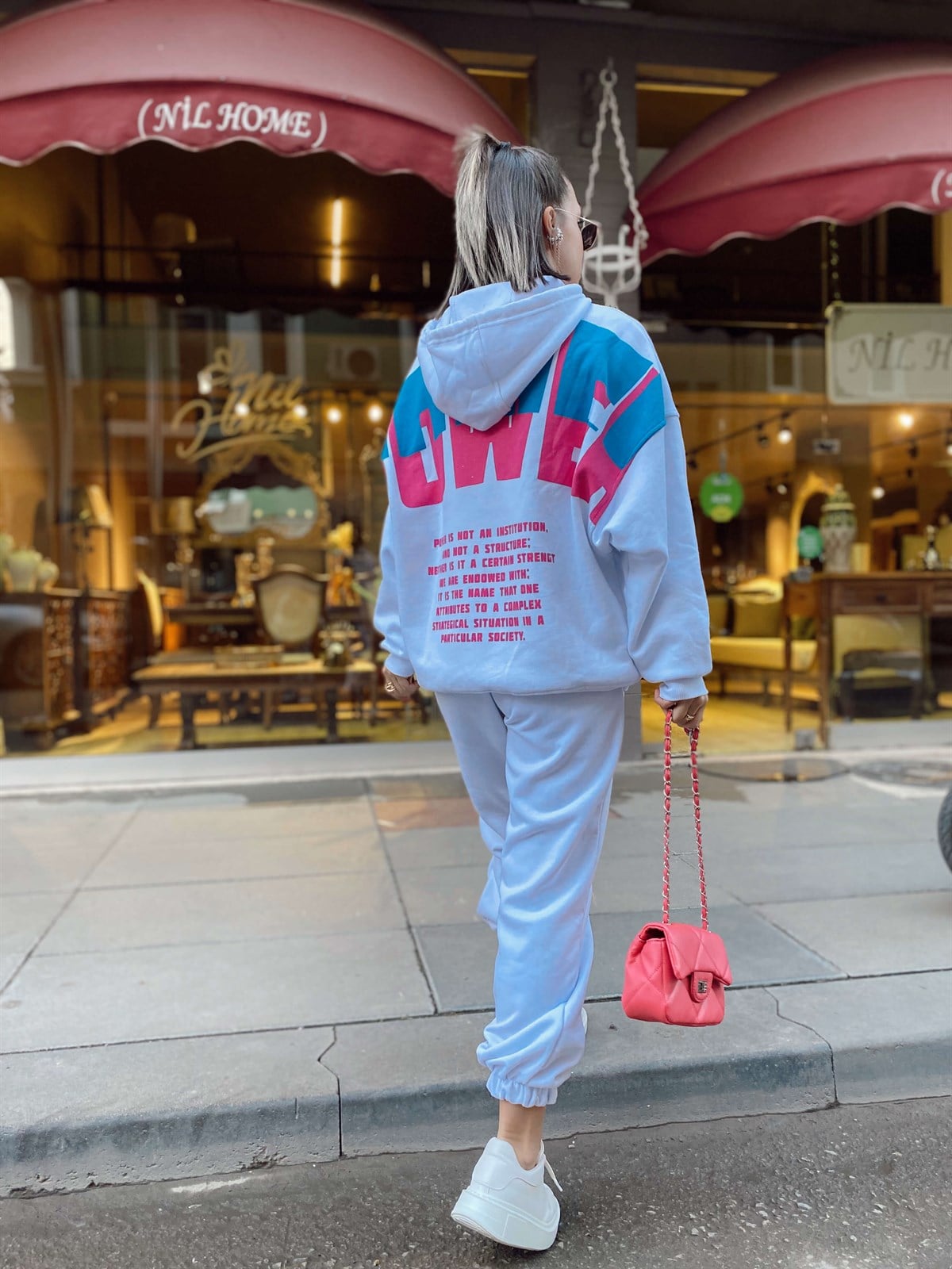 Beyaz Orjinal Marka Takım