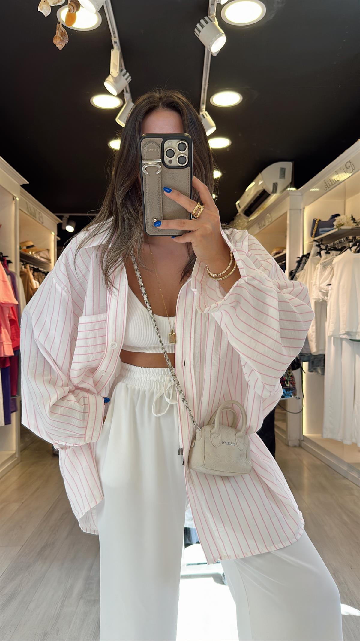 Beyaz Pembe Çizgili Cepli Oversize Gömlek 