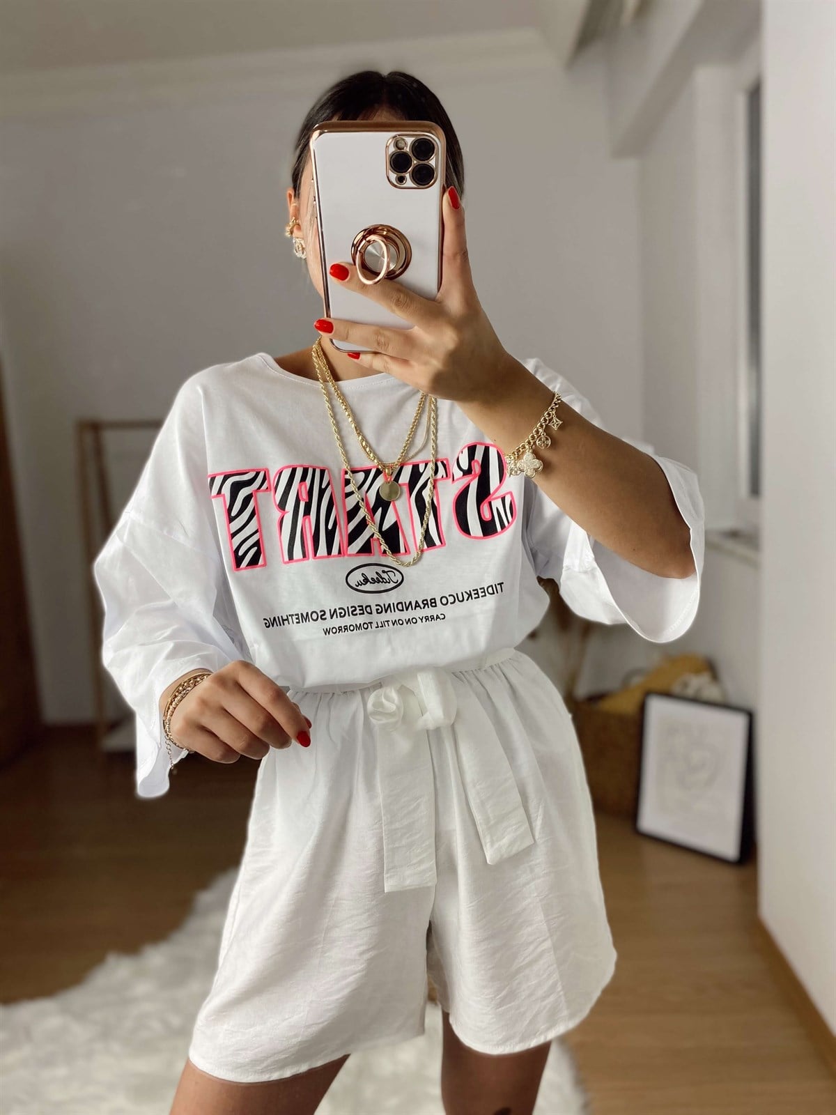 Beyaz Start Baskılı Tshirt
