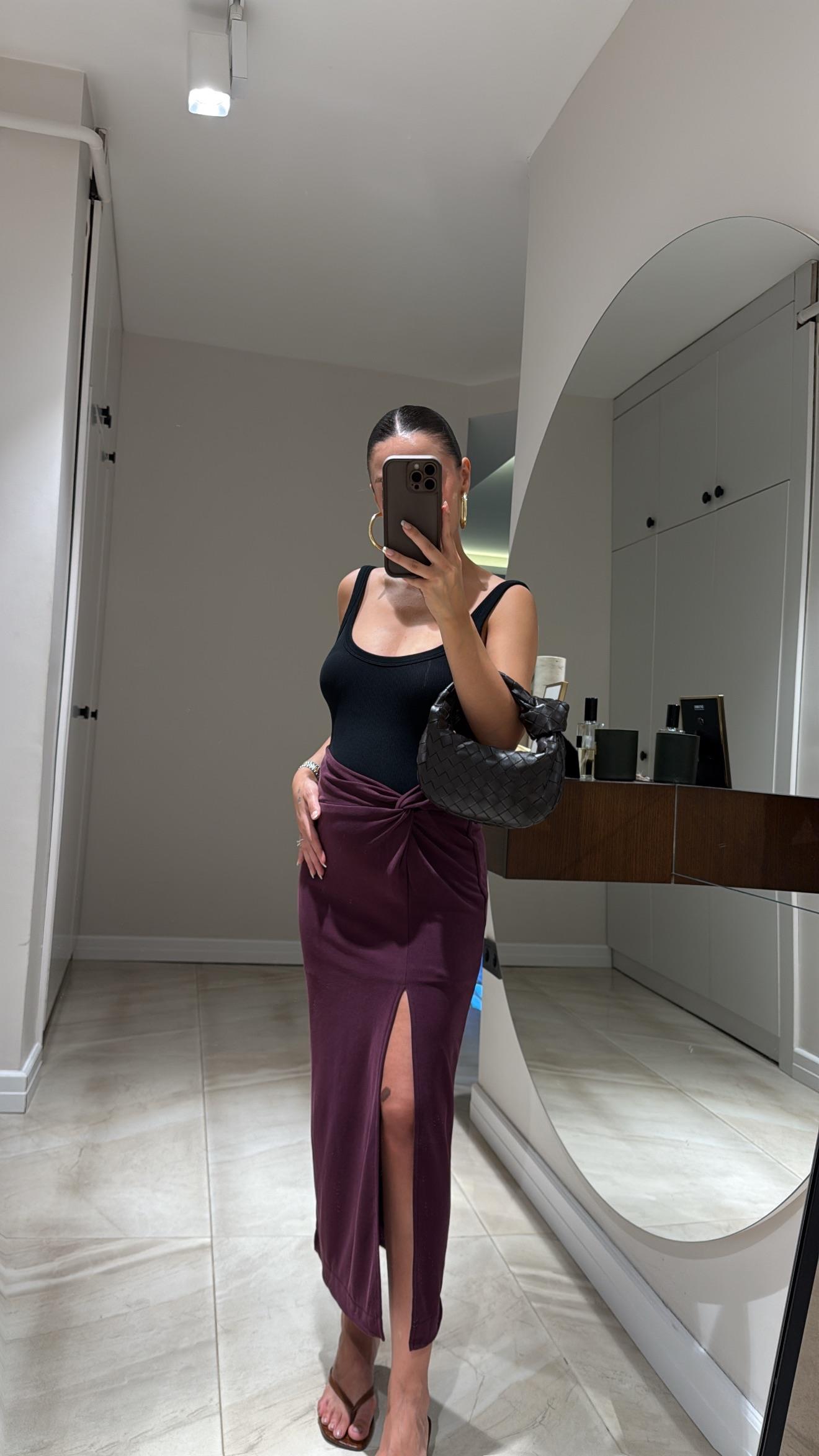 Bordo Düğüm Detaylı Yırtmaçlı Marka Model Etek