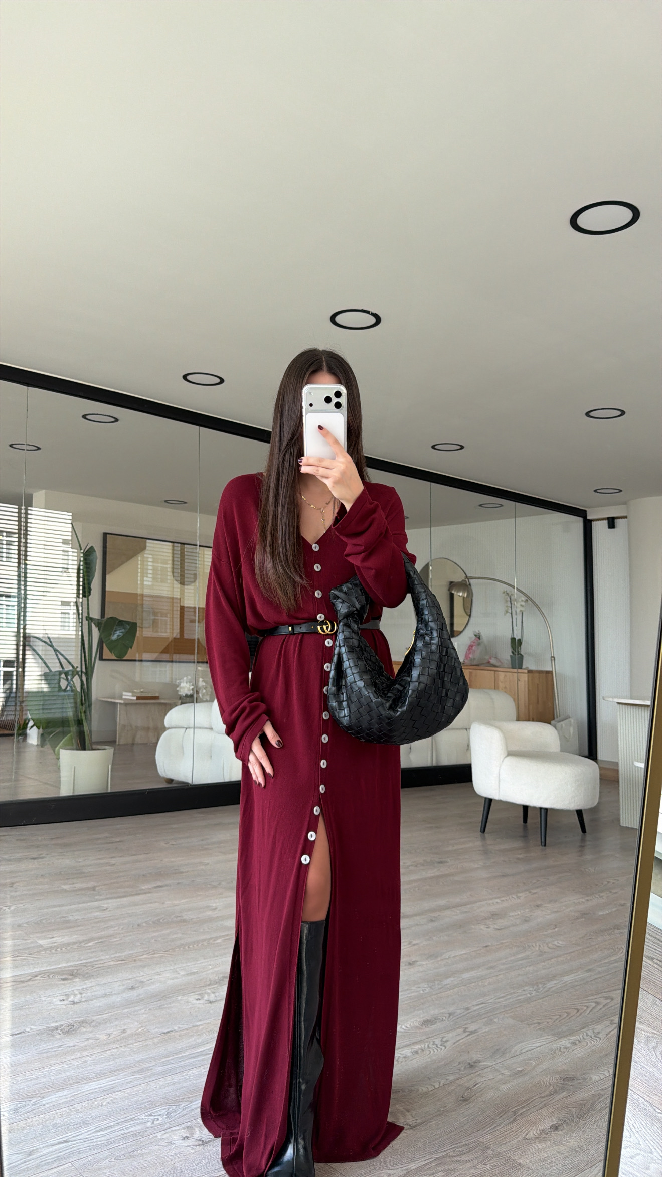 Bordo Ön Düğmeli Yan Yırtmaçlı Triko Elbise