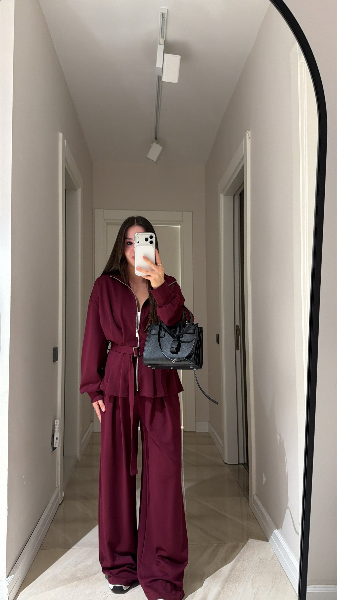 Bordo Pileli Kemer Detaylı Pantolon Takım