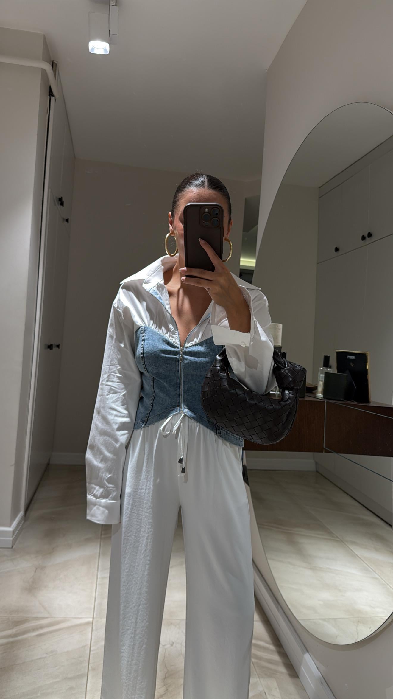 Buz Mavi Ön Fermuarlı Gömlek Detaylı Jean Bluz