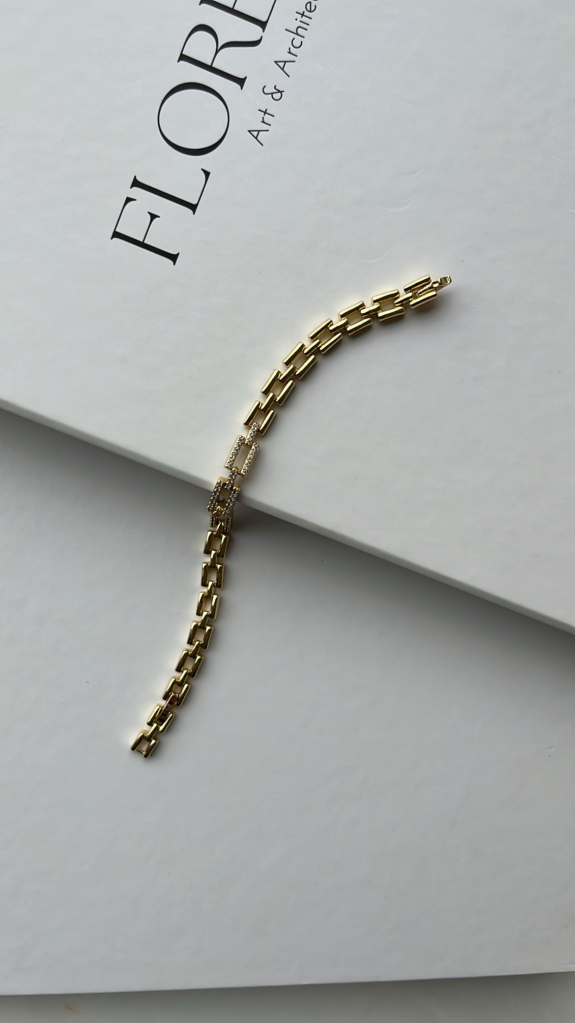 Gold Kare Model Taşlı Bileklik