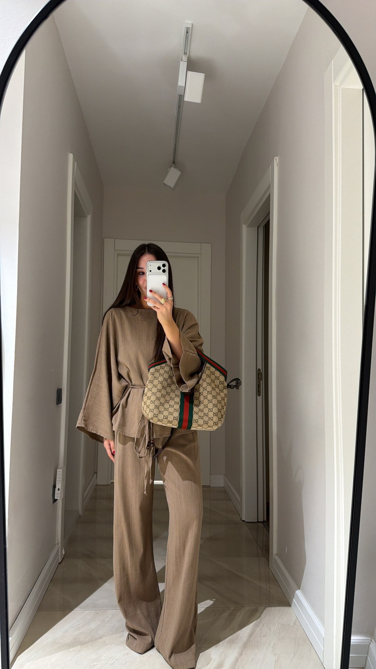 Camel Bağlama Detaylı Marka Model Keten Takım