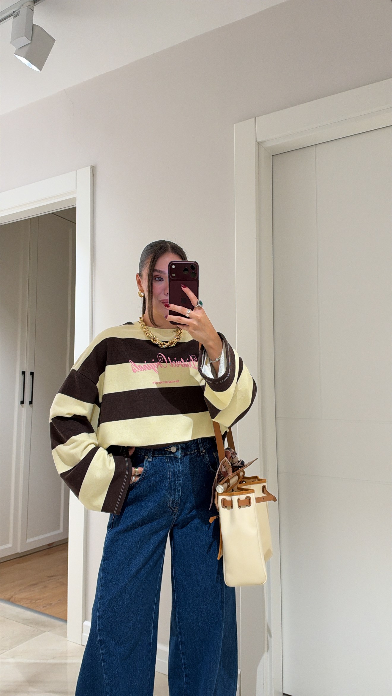 Sarı Kahve Yazı Baskılı Geniş Kol Sweatshirt