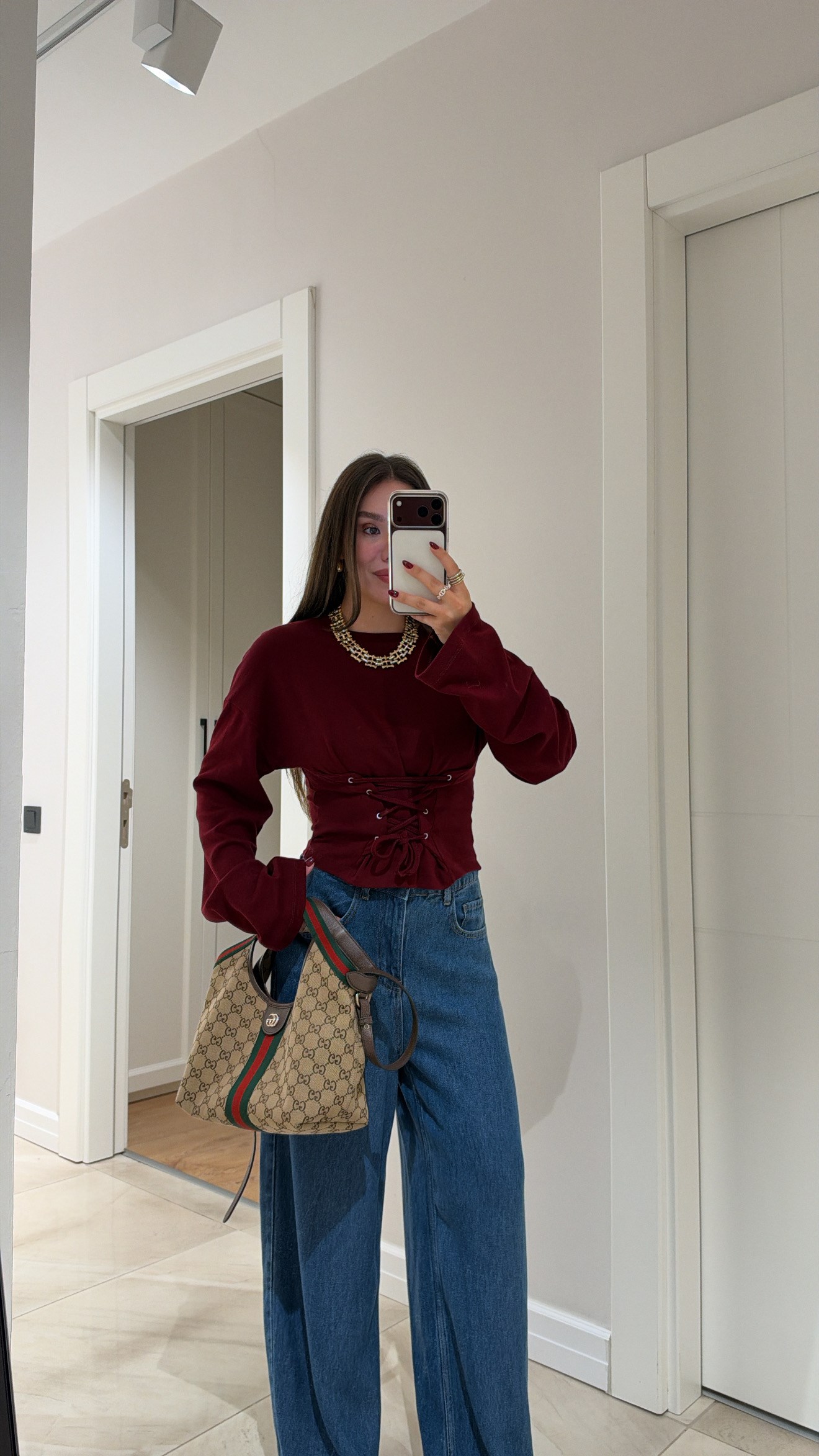 Bordo Ön Korse Detaylı Bisiklet Yaka Bluz